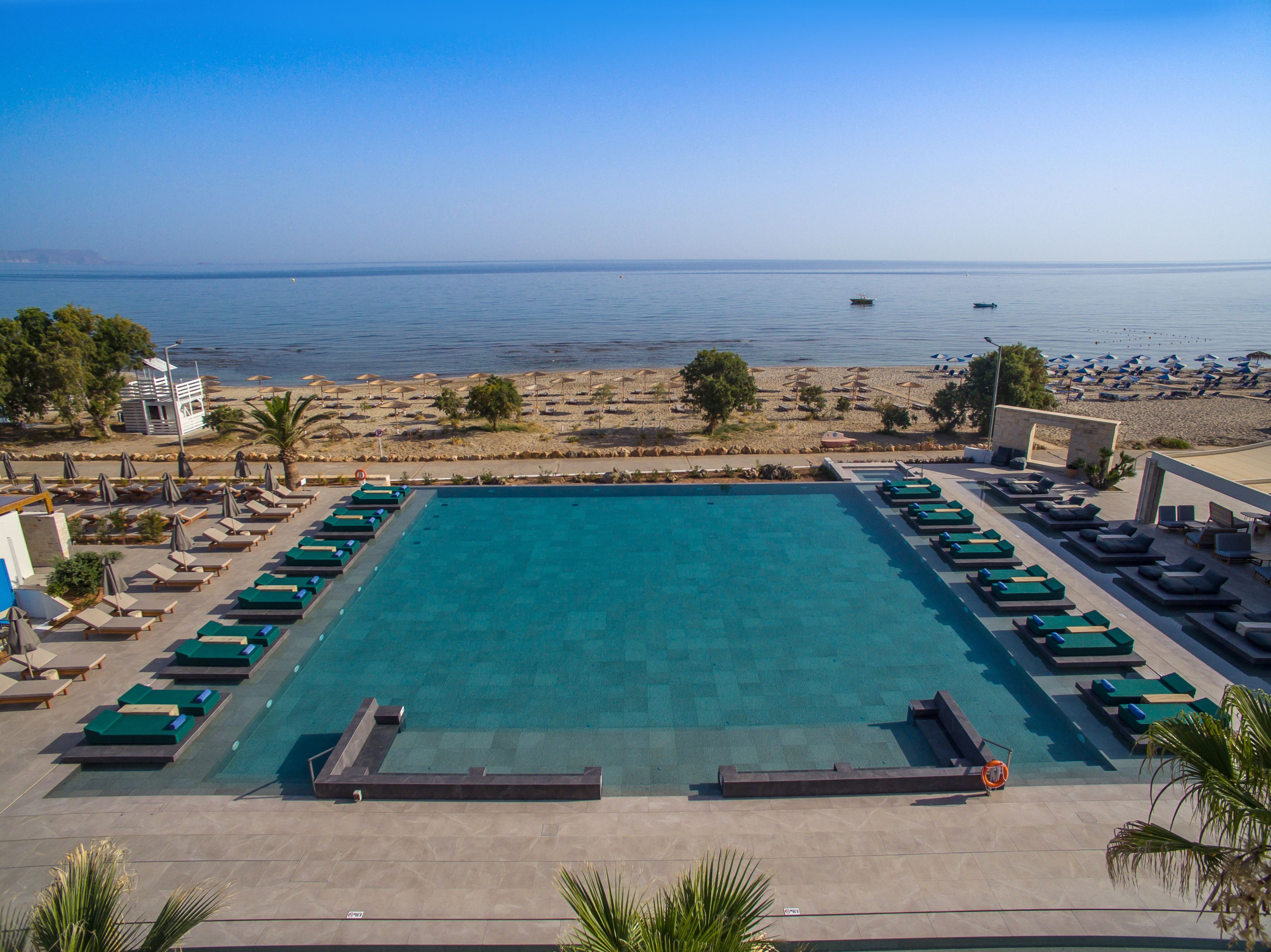 Piscina deschisă