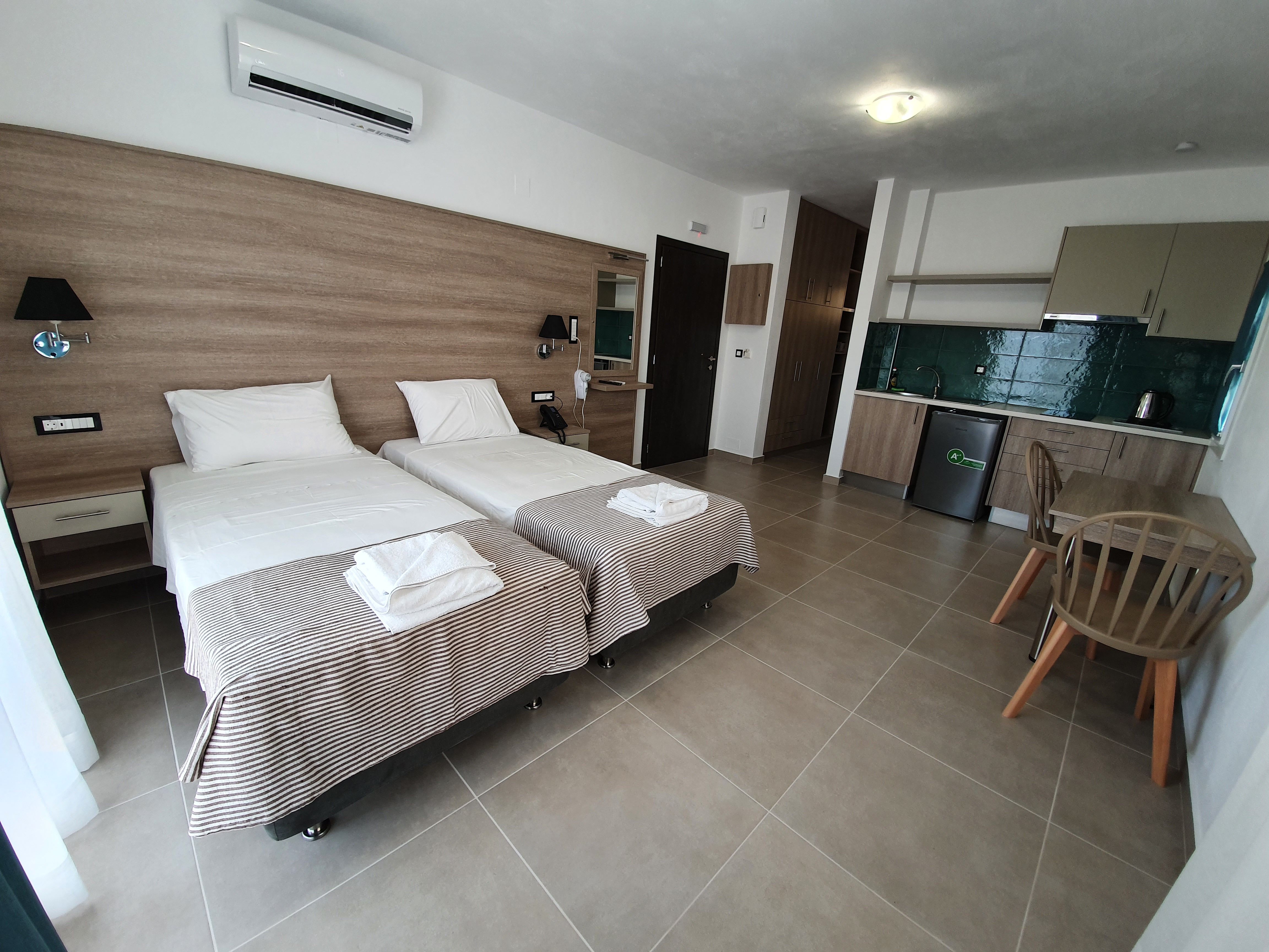DOUBLE/TWIN ROOM SEA VIEW