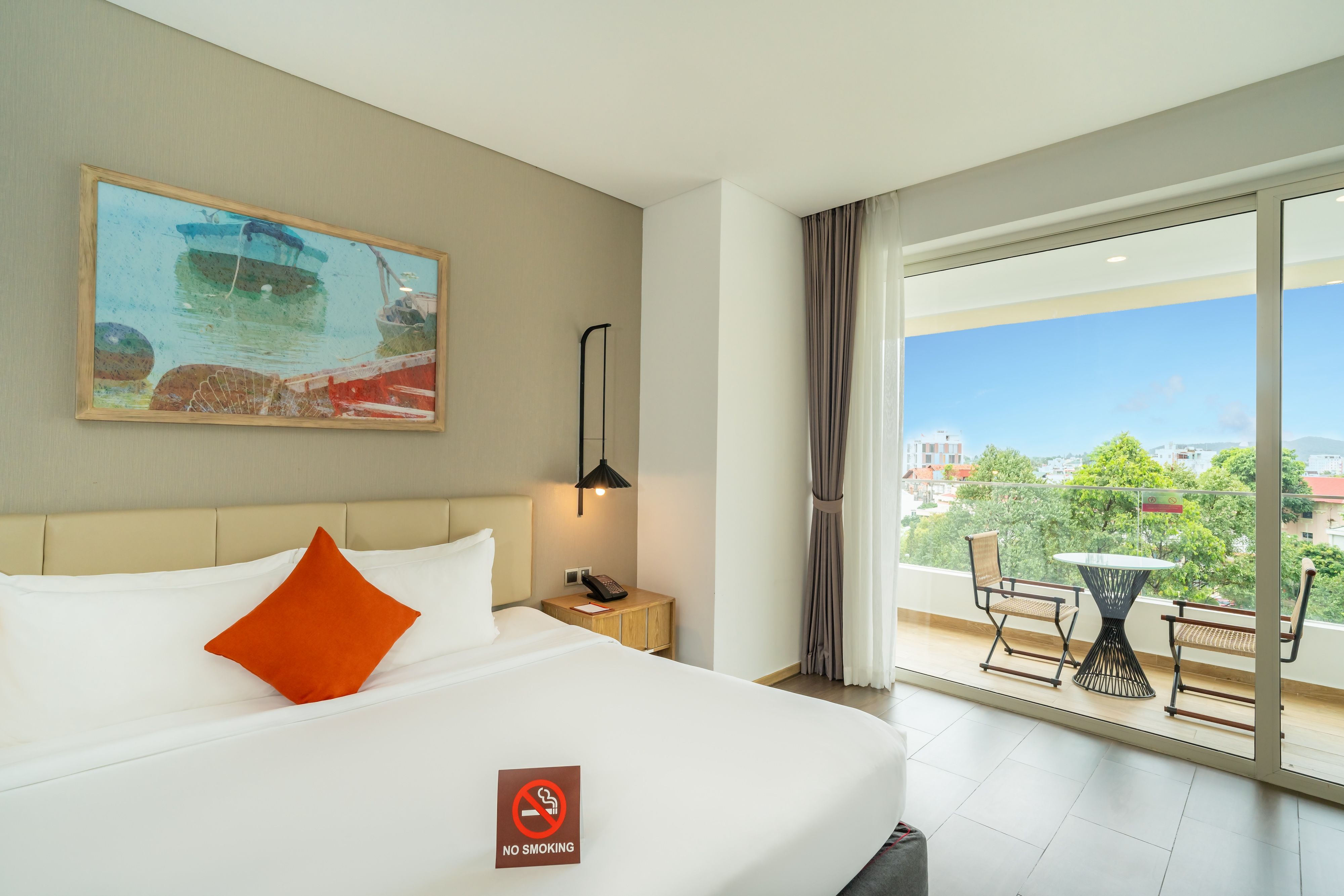 PREMIUM CITYVIEW ROOM BALCONY