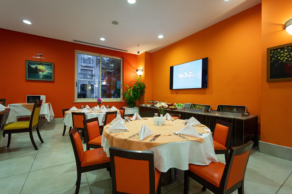PAPAYA RESTAURANT