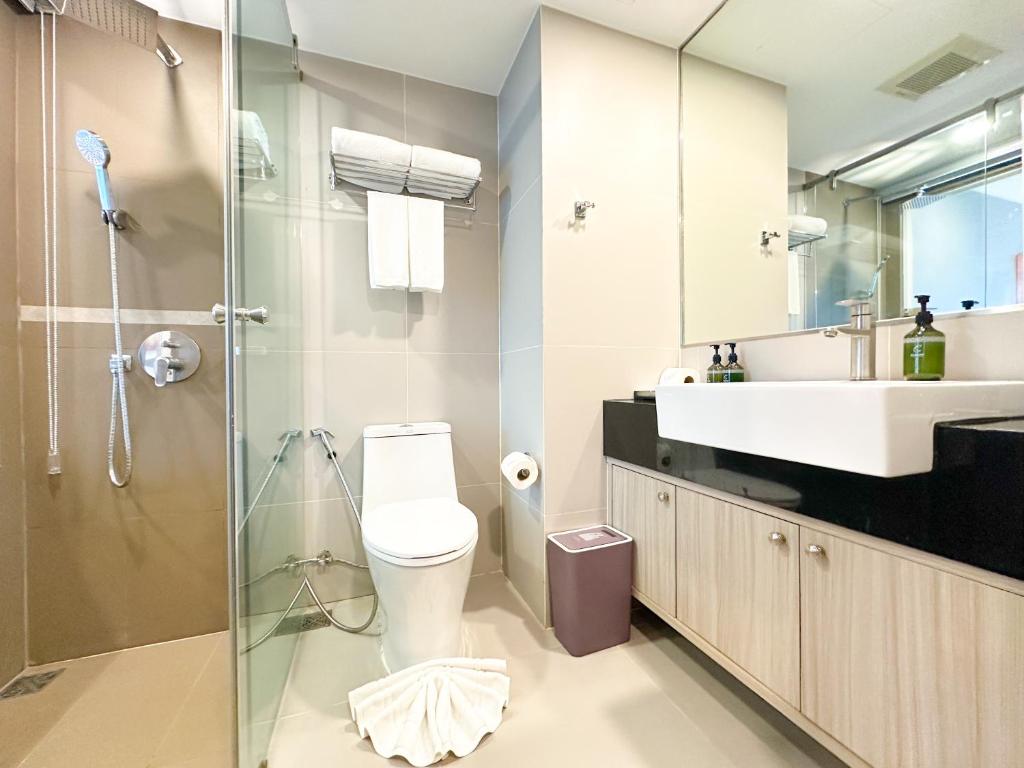 Standard King Room