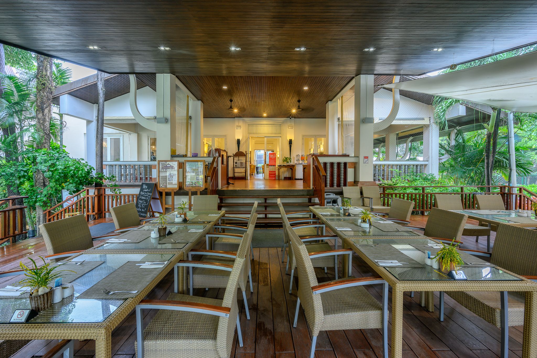 Seasons Restaurant