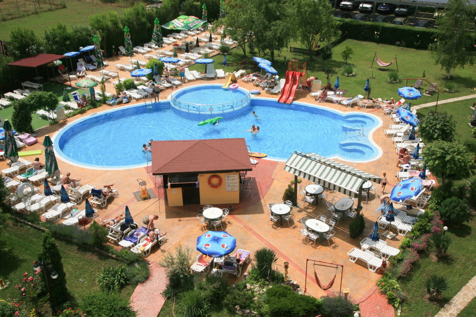 Piscina deschisă