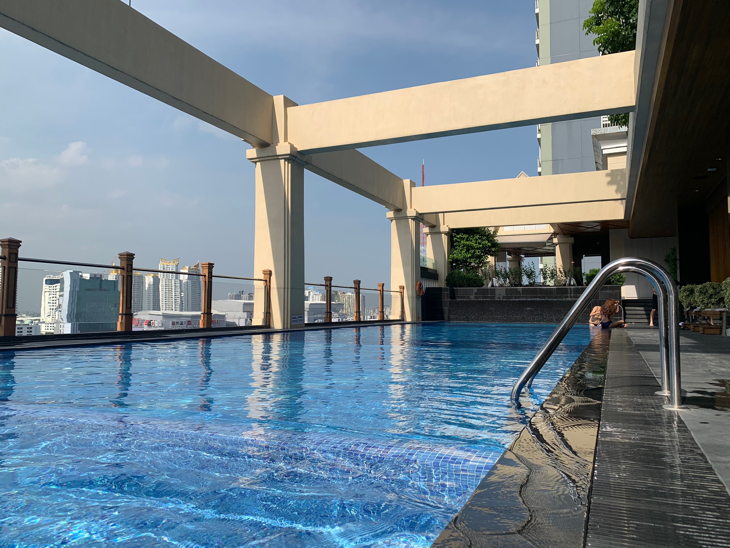 Piscina exterioara/interioara