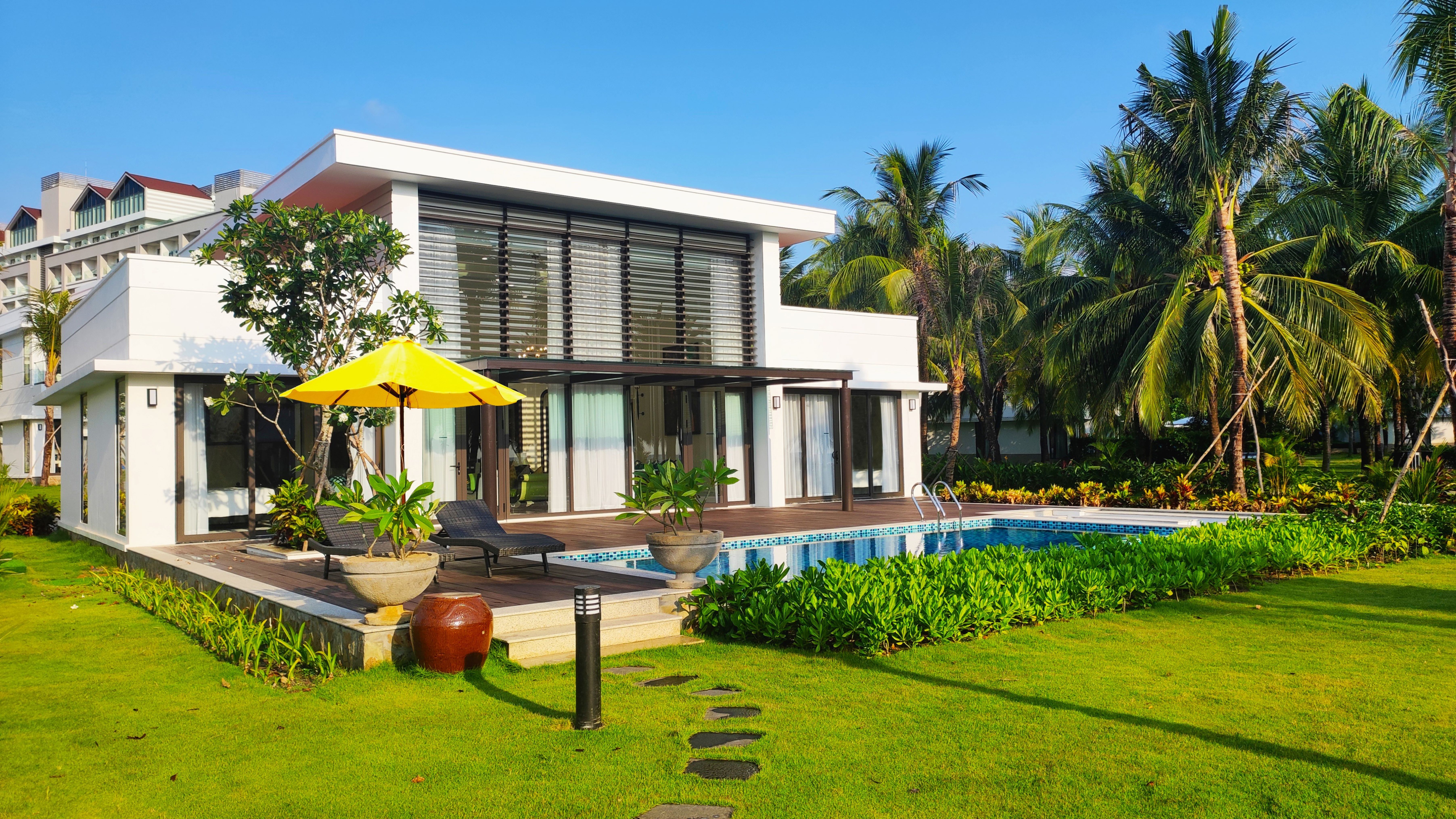 02 BEDROOM GARDEN VIEW VILLA WITH PRIVATE POOL