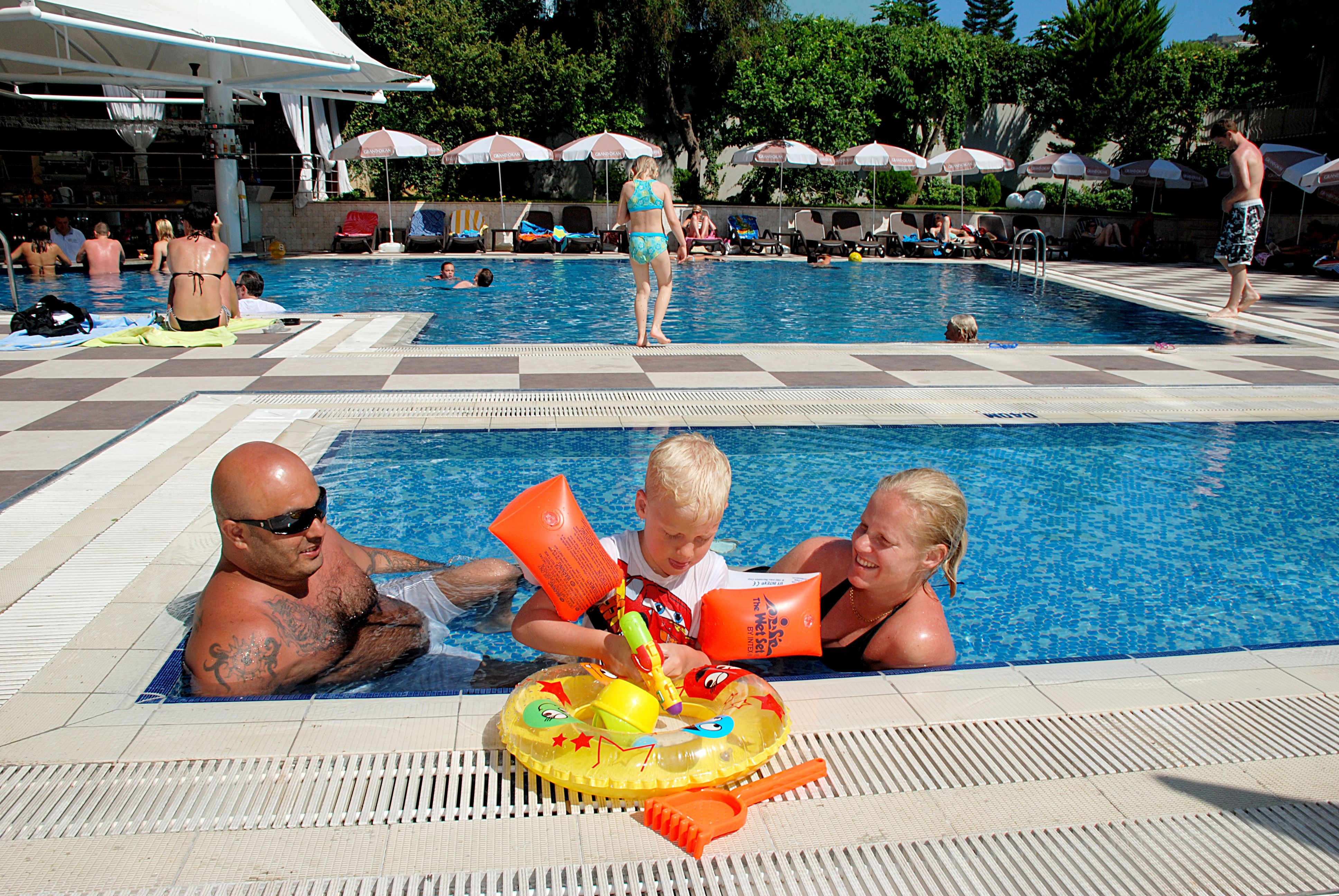 Piscina exterioara pentru copii