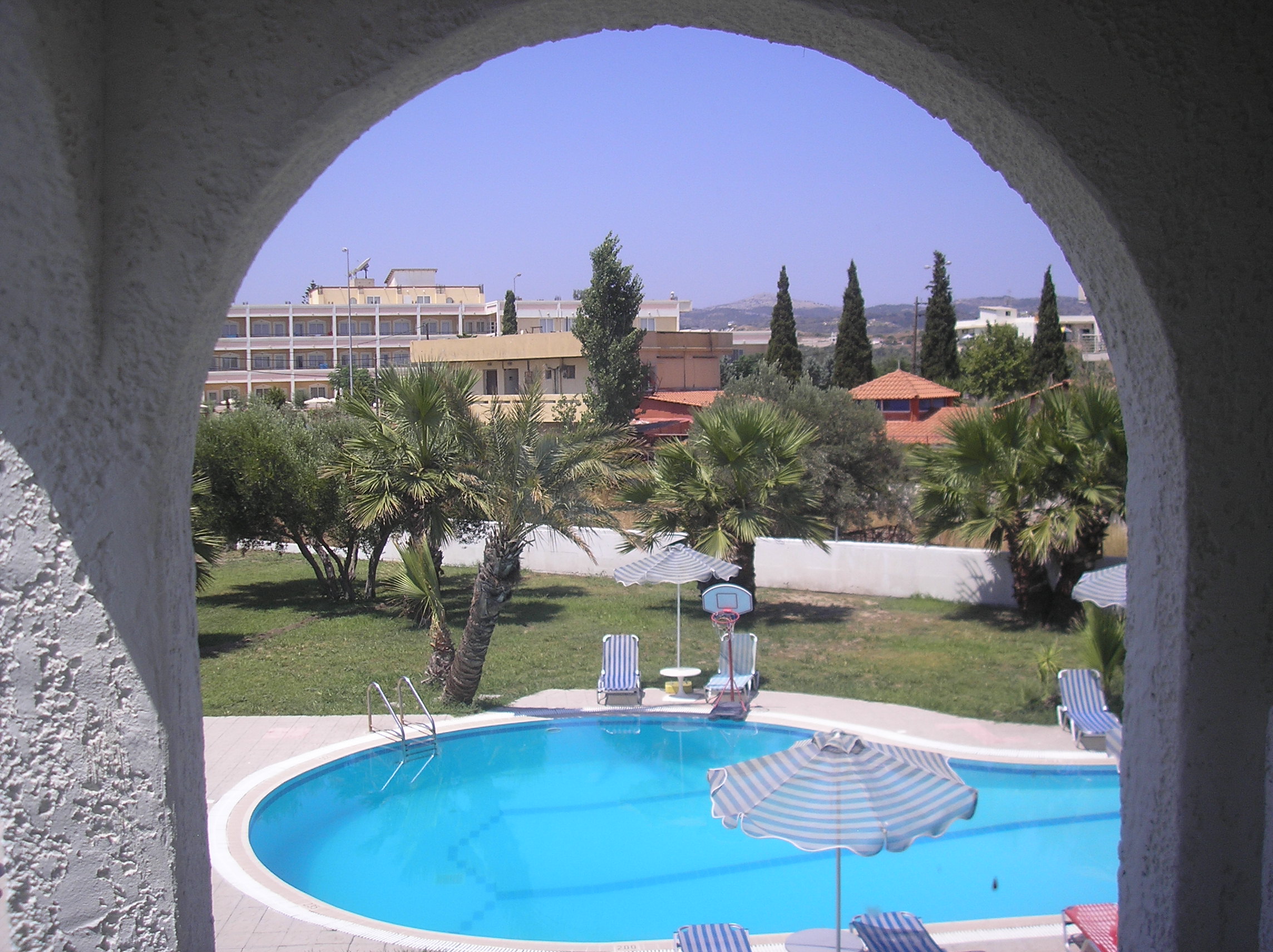 STANDARD POOL VIEW