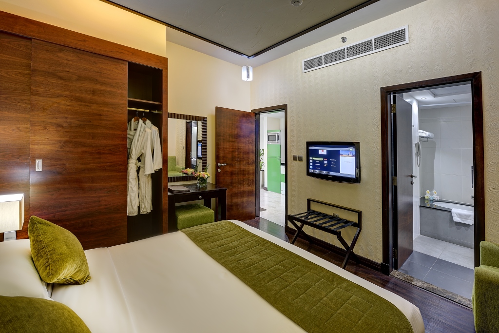 EXECUTIVE ONE BEDROOM SUITE