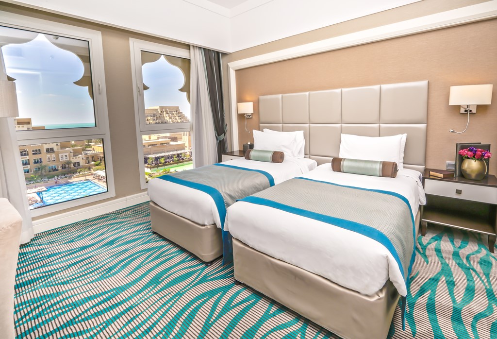 Two Bedroom Family Suite Pool/Sea 