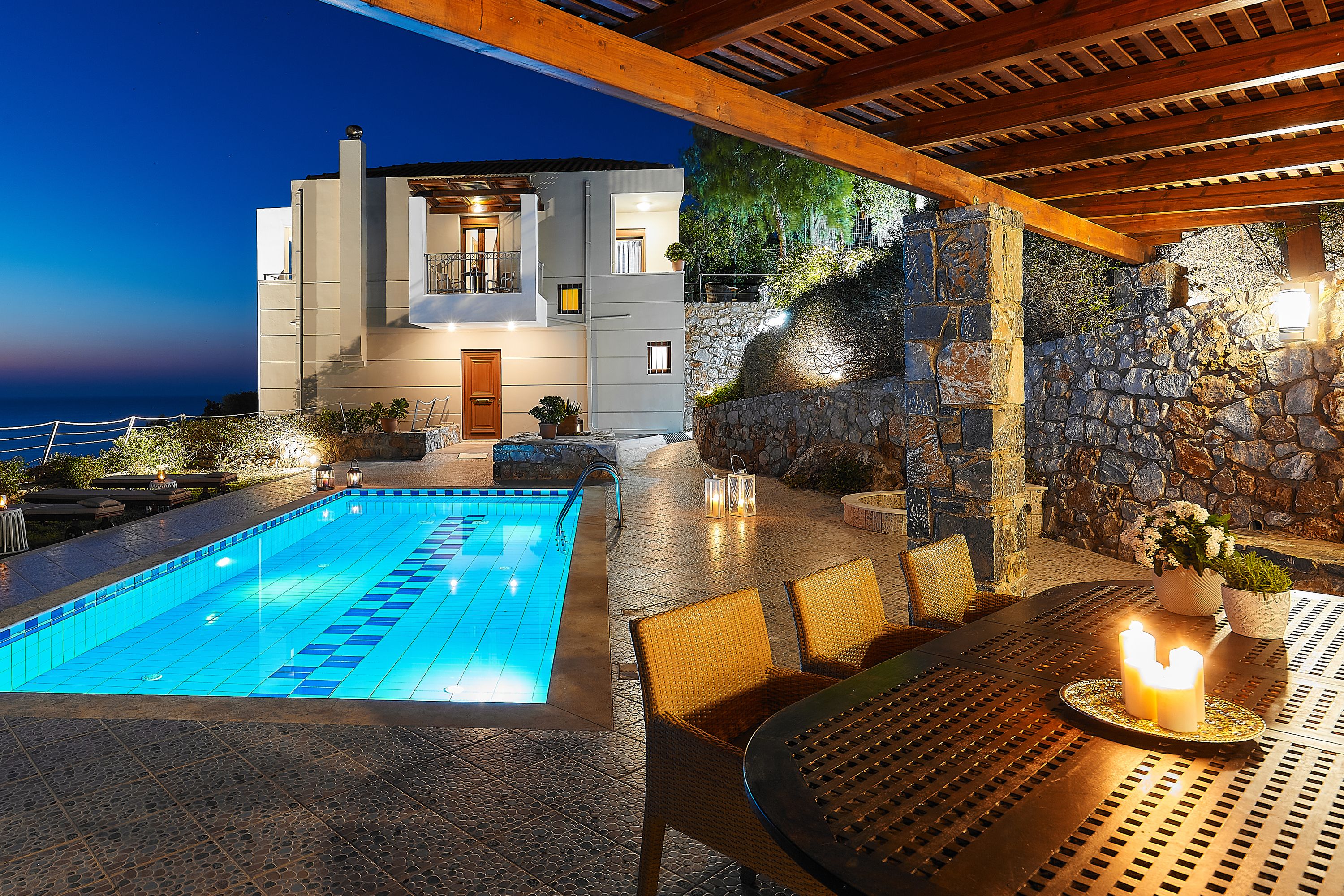 OKEANIDES LUXURY VILLAS