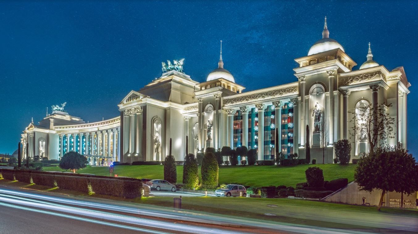 Clădirea principala