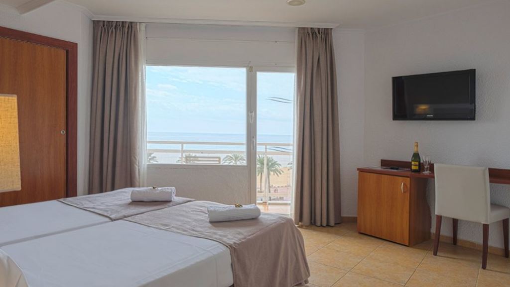 STANDARD SEA VIEW BALCONY OR TERRACE