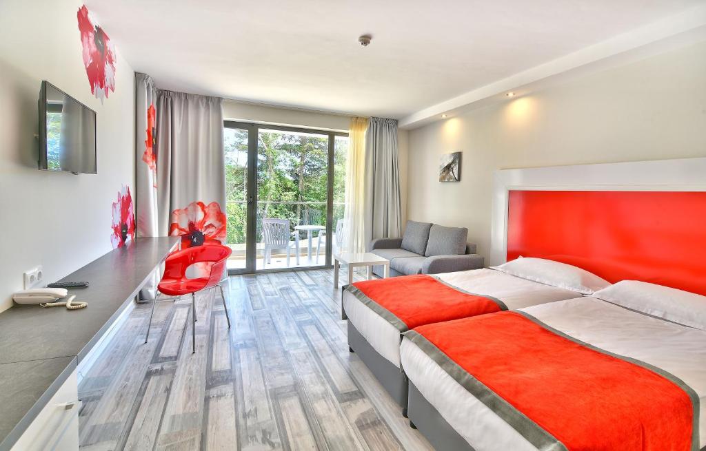 SingleUse Standard Room with Balcony or Terrace