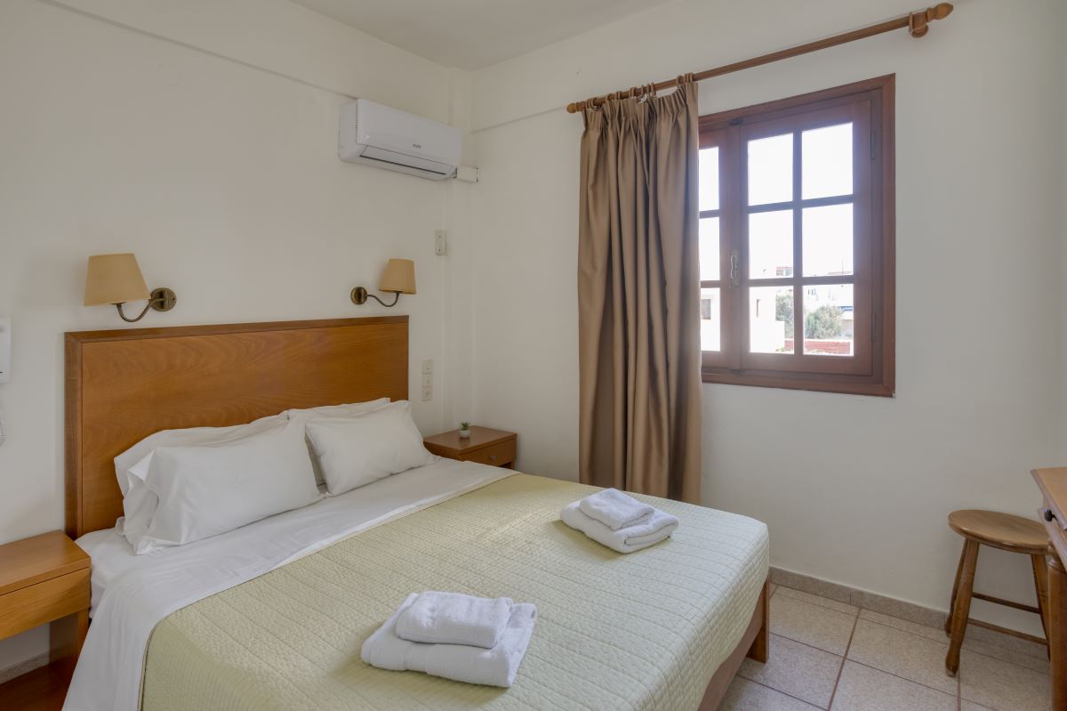  DOUBLE APARTMENT BALCONY OR  TERRACE