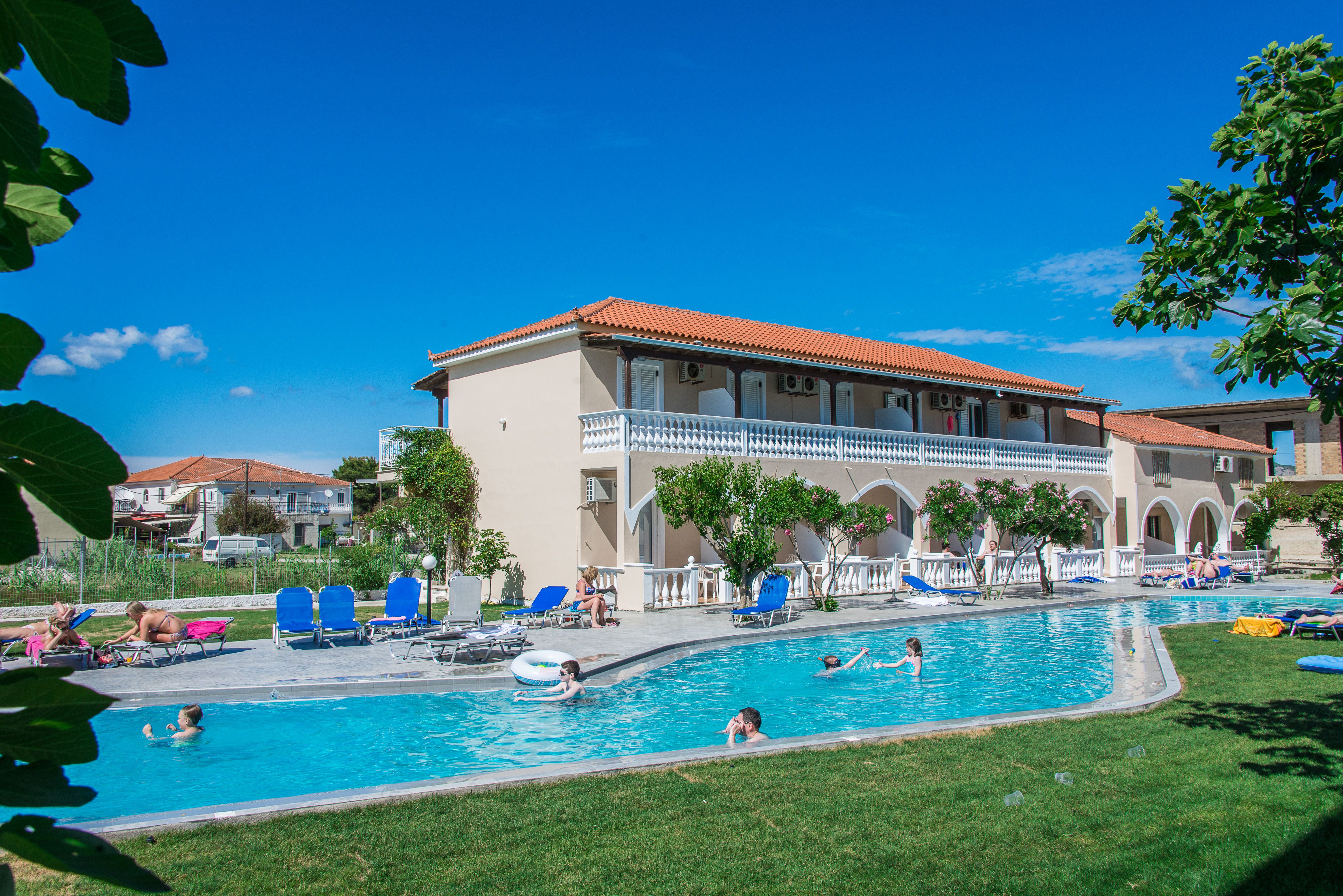 Piscina deschisă