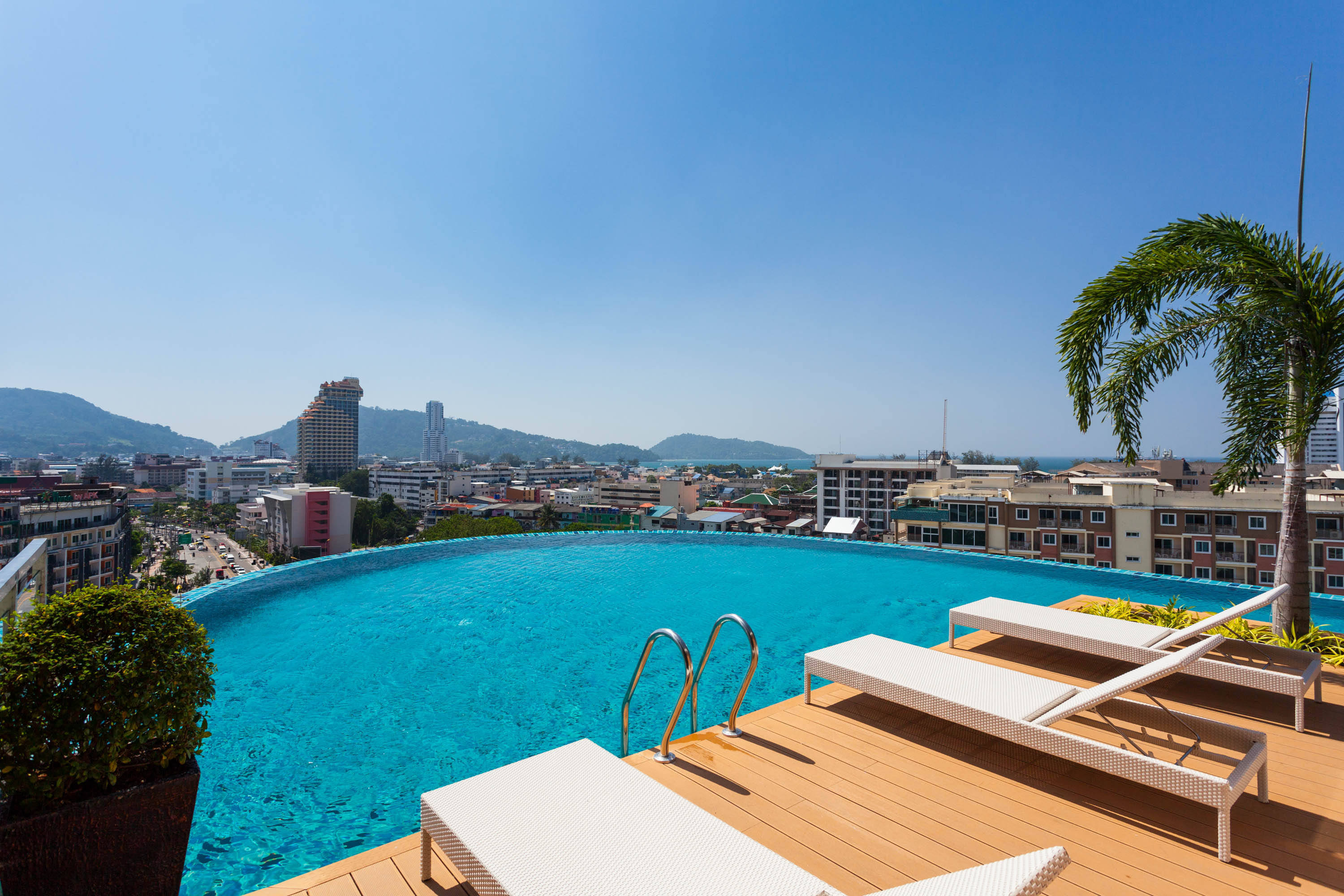 Piscina deschisă