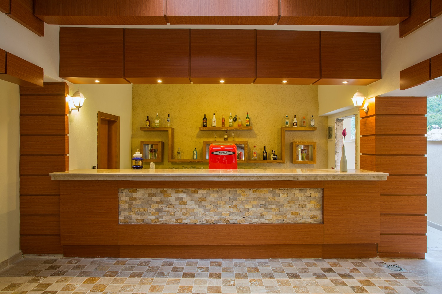 POOL BAR