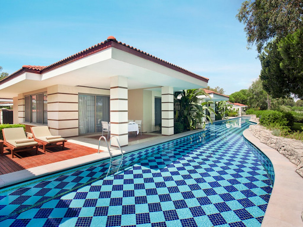ROYAL GOLF VILLA