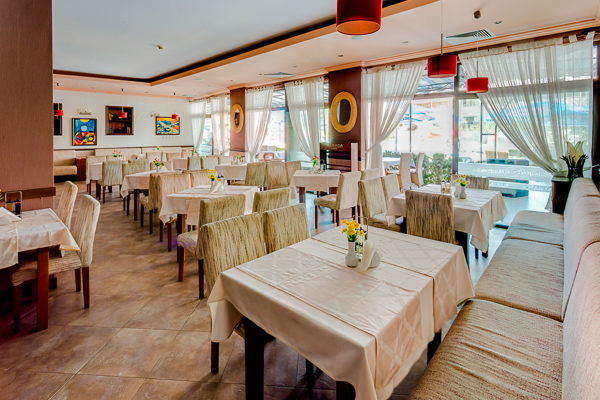 Sunny Beach, Hotel Grenada, restaurant.jpg
