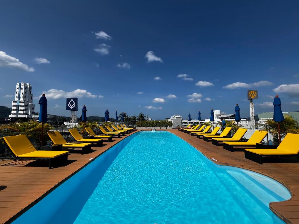 Piscina deschisă