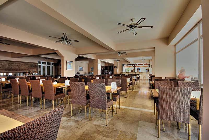 smart-stay-beach-restaurant-4.jpg