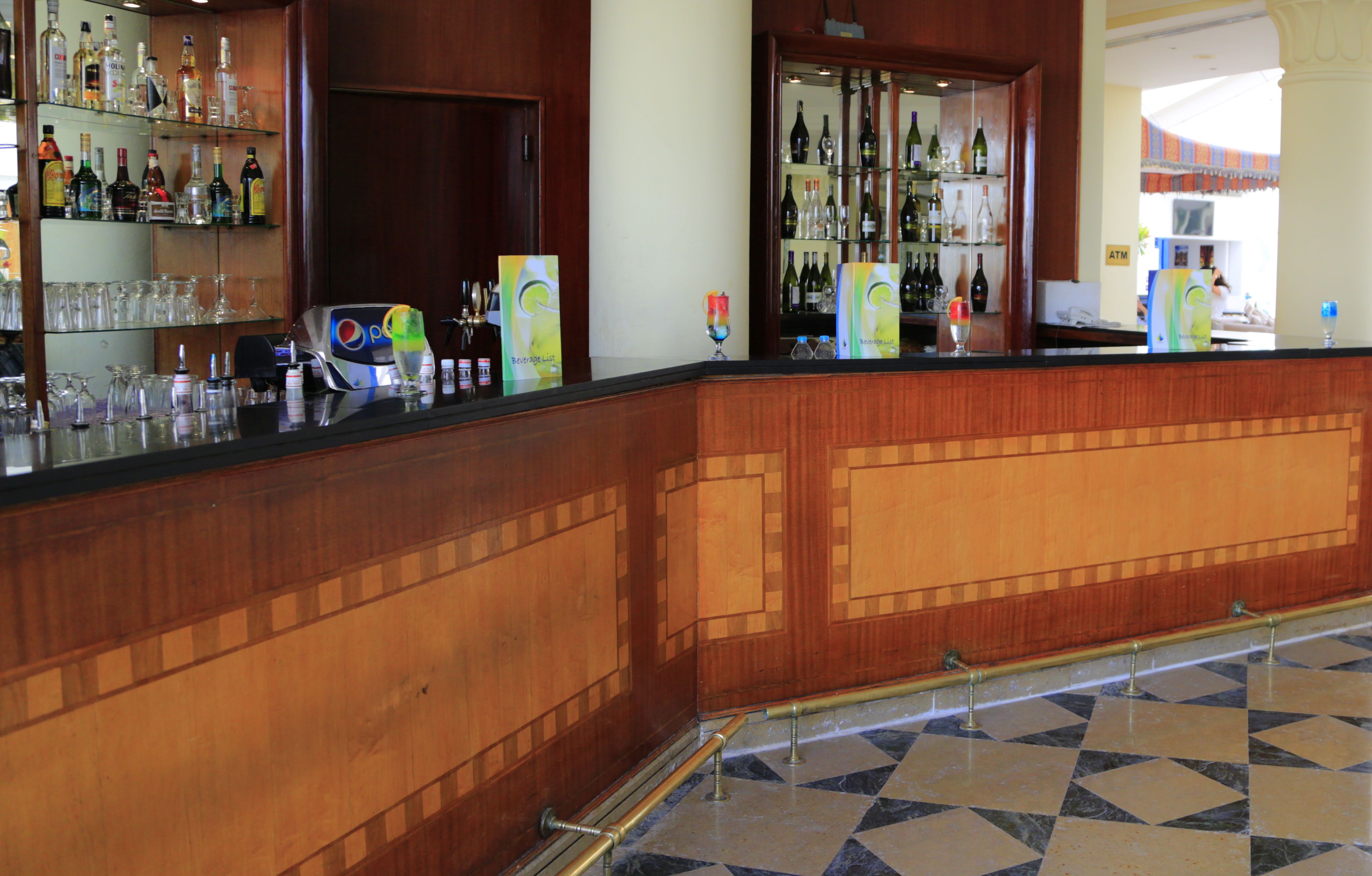 Lobby Bar "Golden Sun"