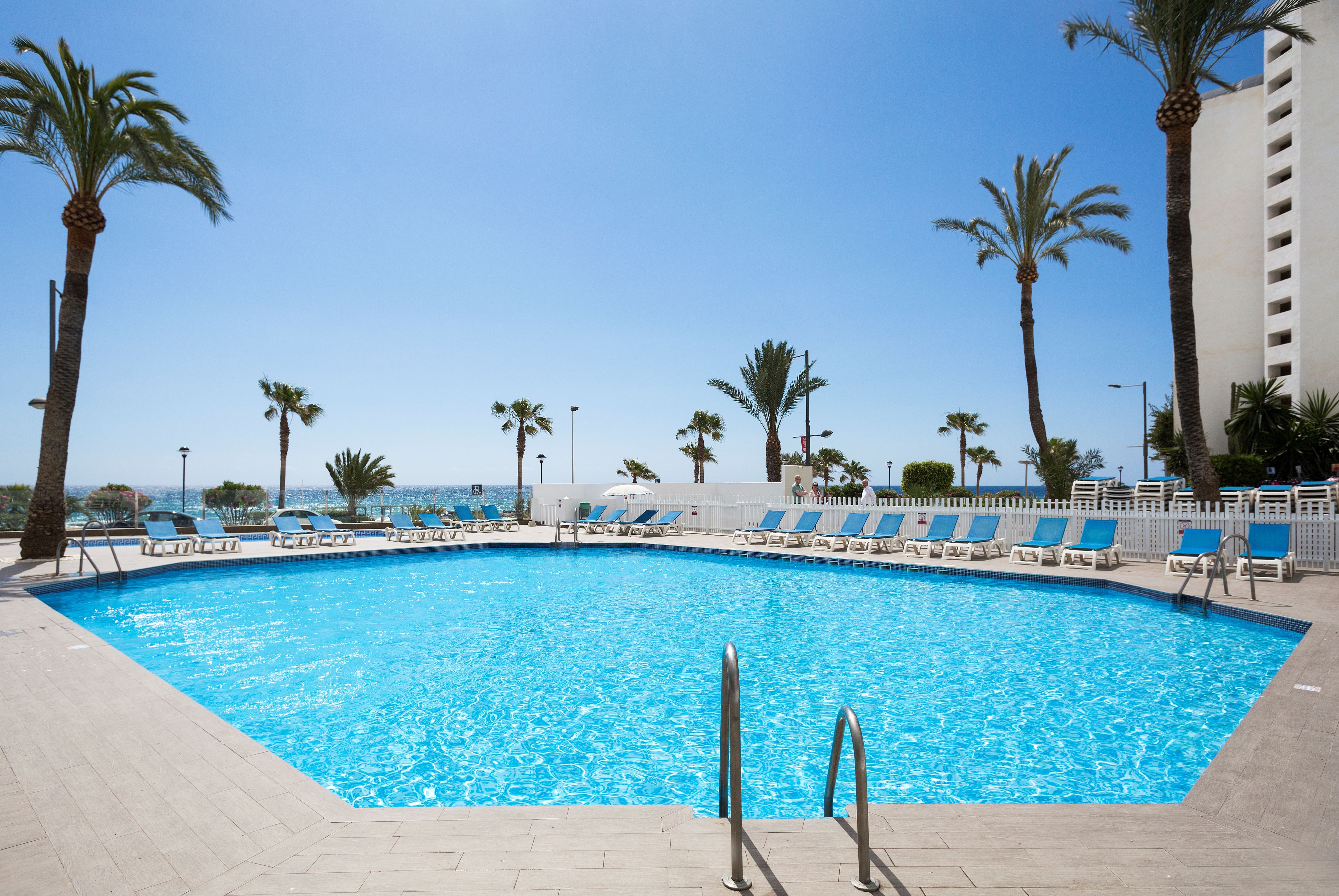 Piscina deschisă