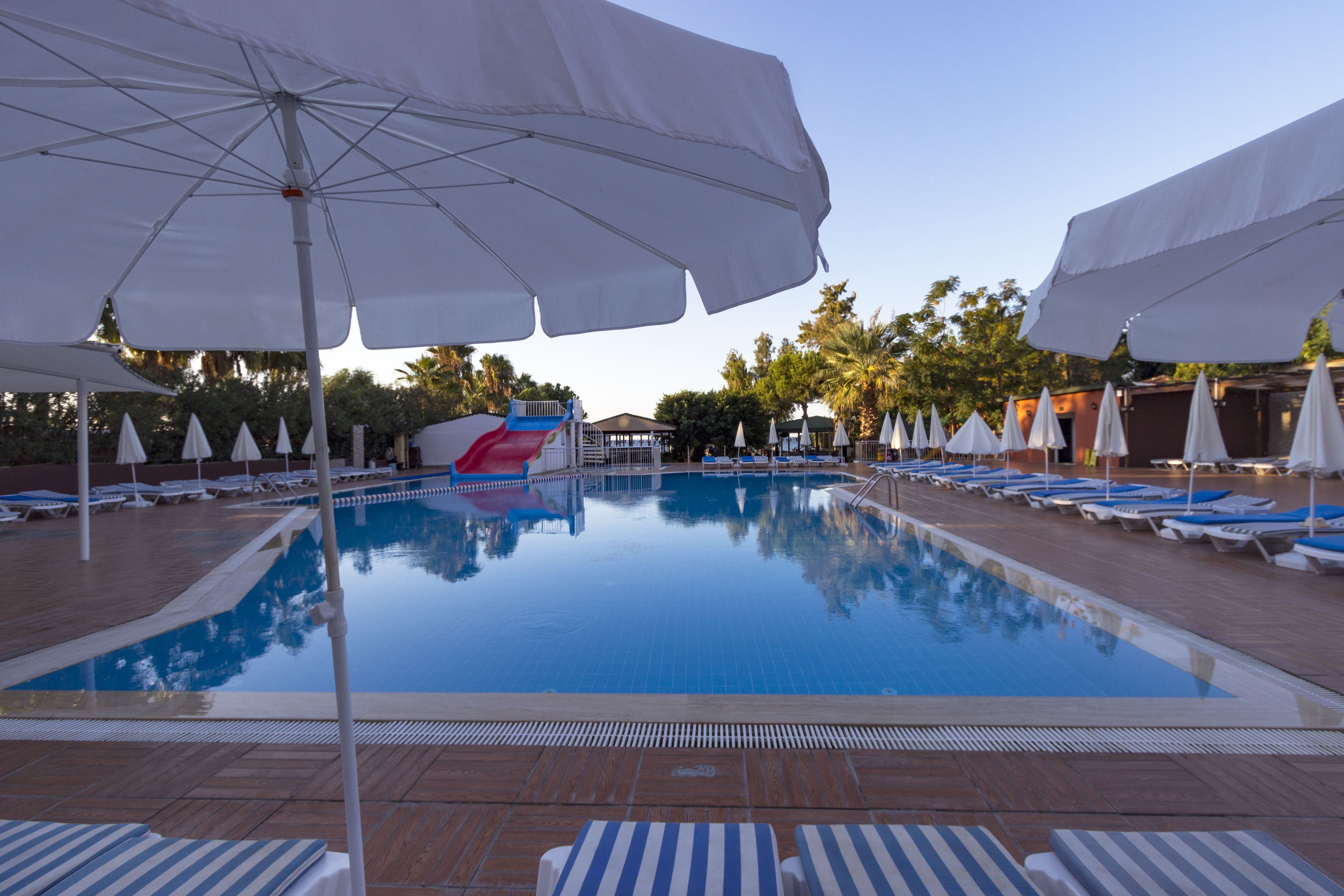 Piscina deschisă