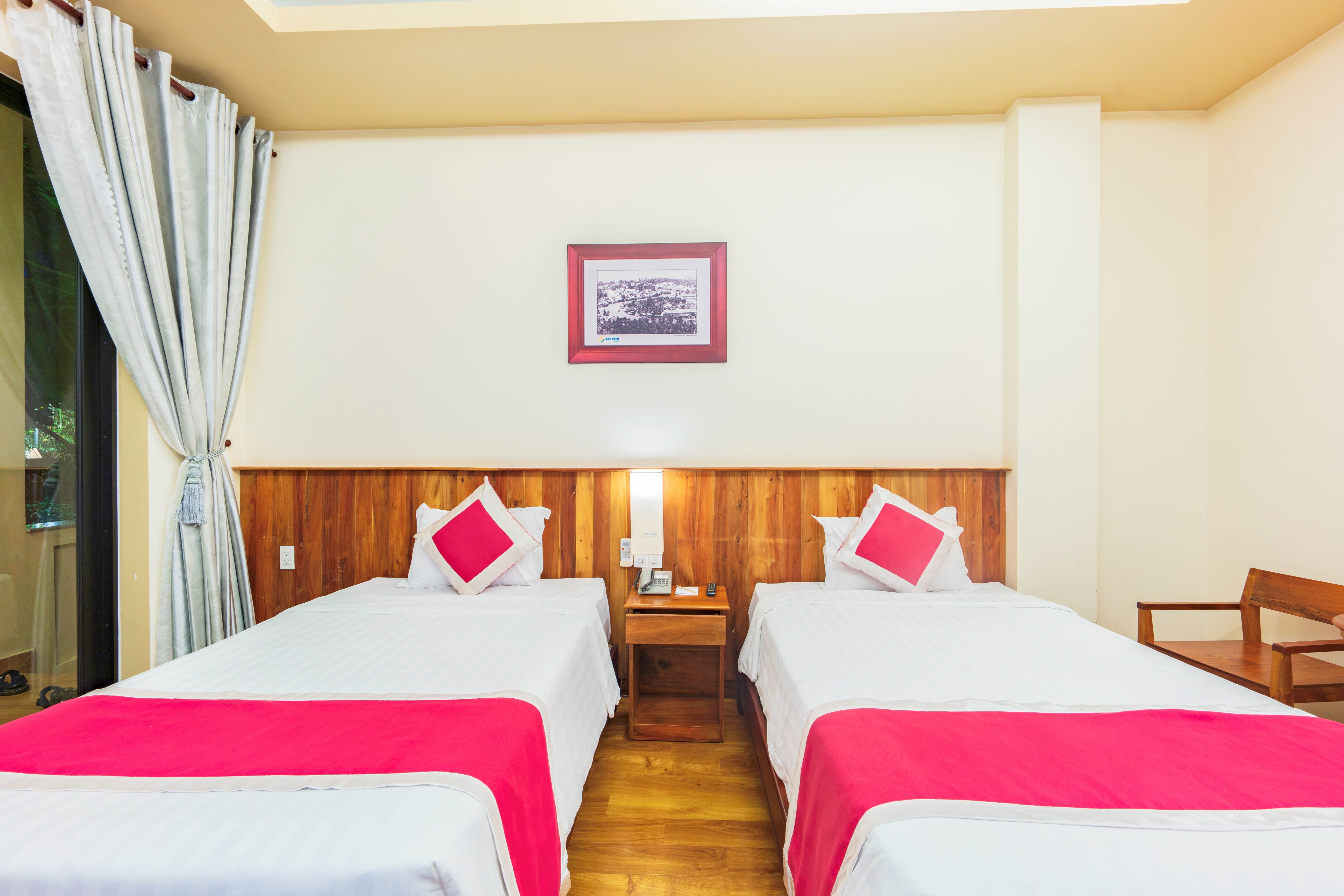  ROOM DELUXE WITH BALCONY GARDENVIEW