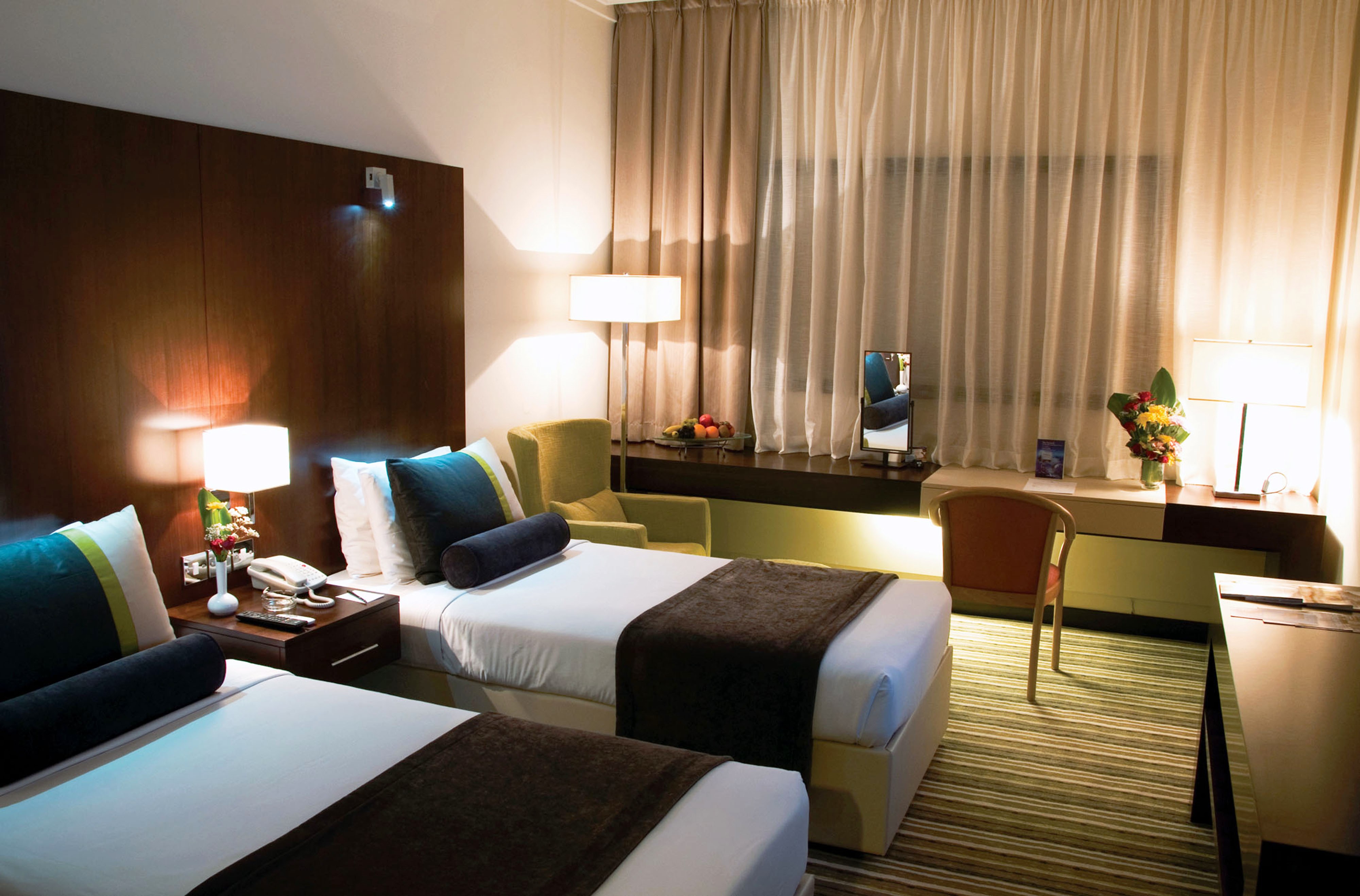 SUPERIOR ROOM