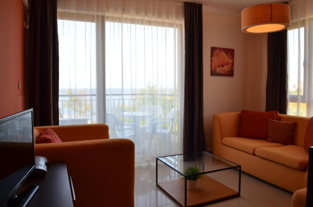 2 Bedroom Standard Apartment (Balcony or Terrace)