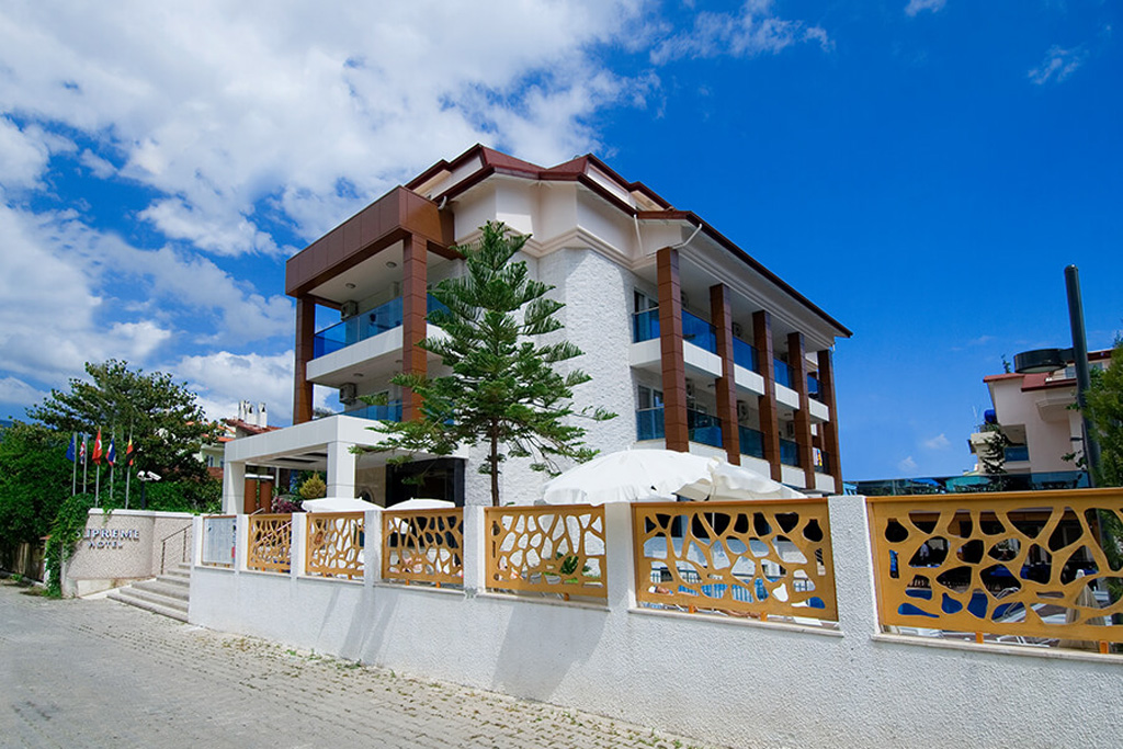 Clădirea principala