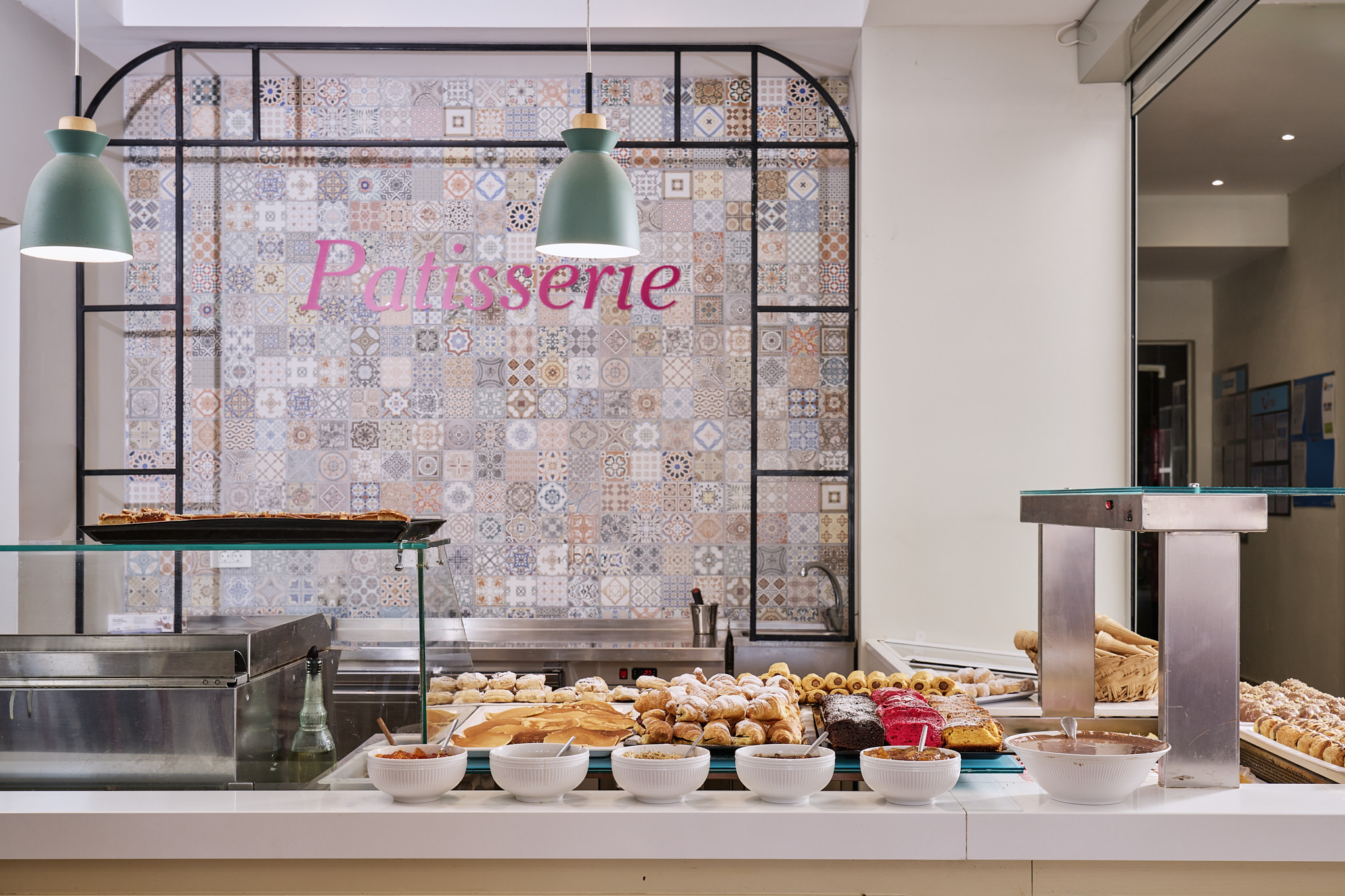 PATISSERIE - GELATERIA CORNER