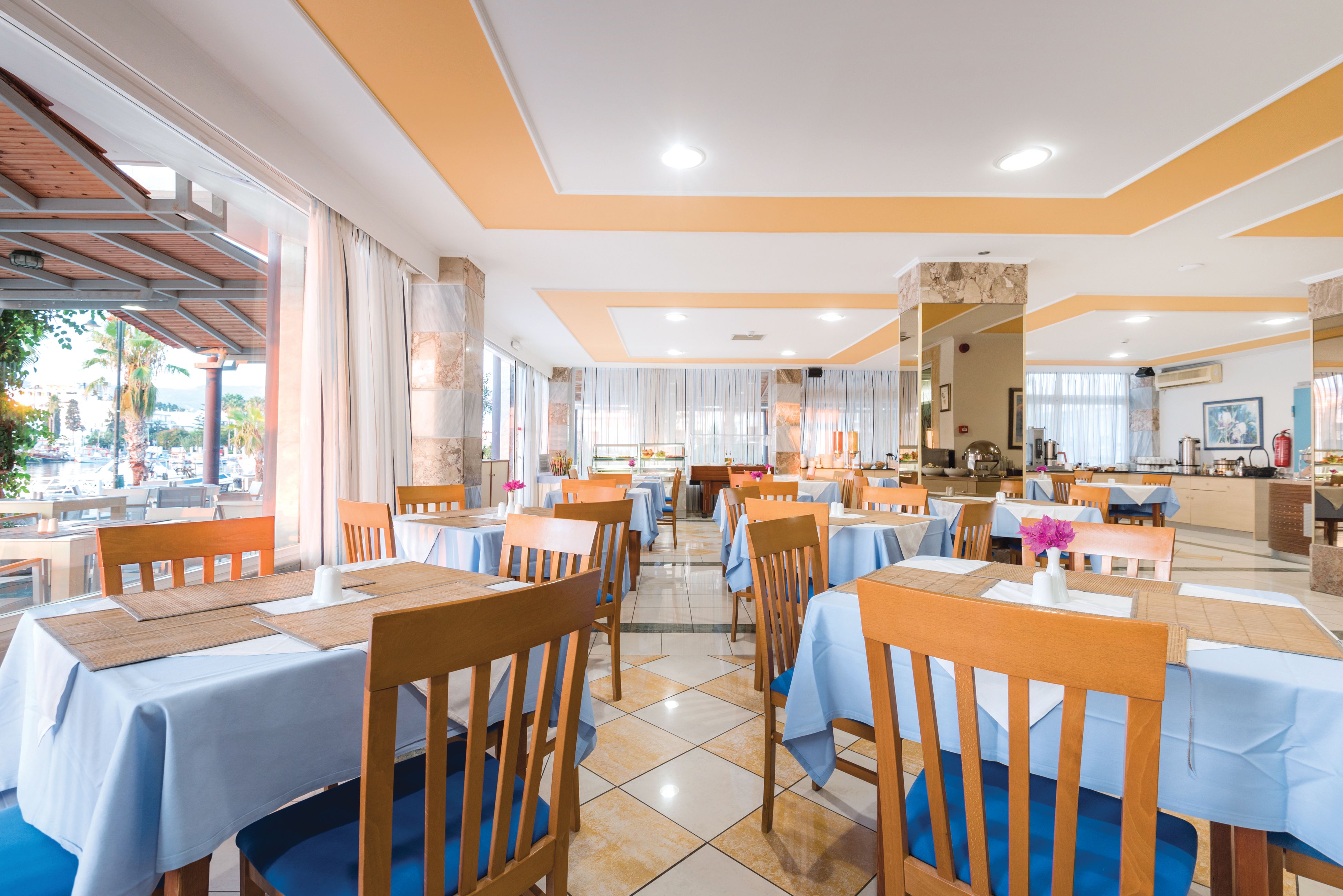 Main Restaurant 