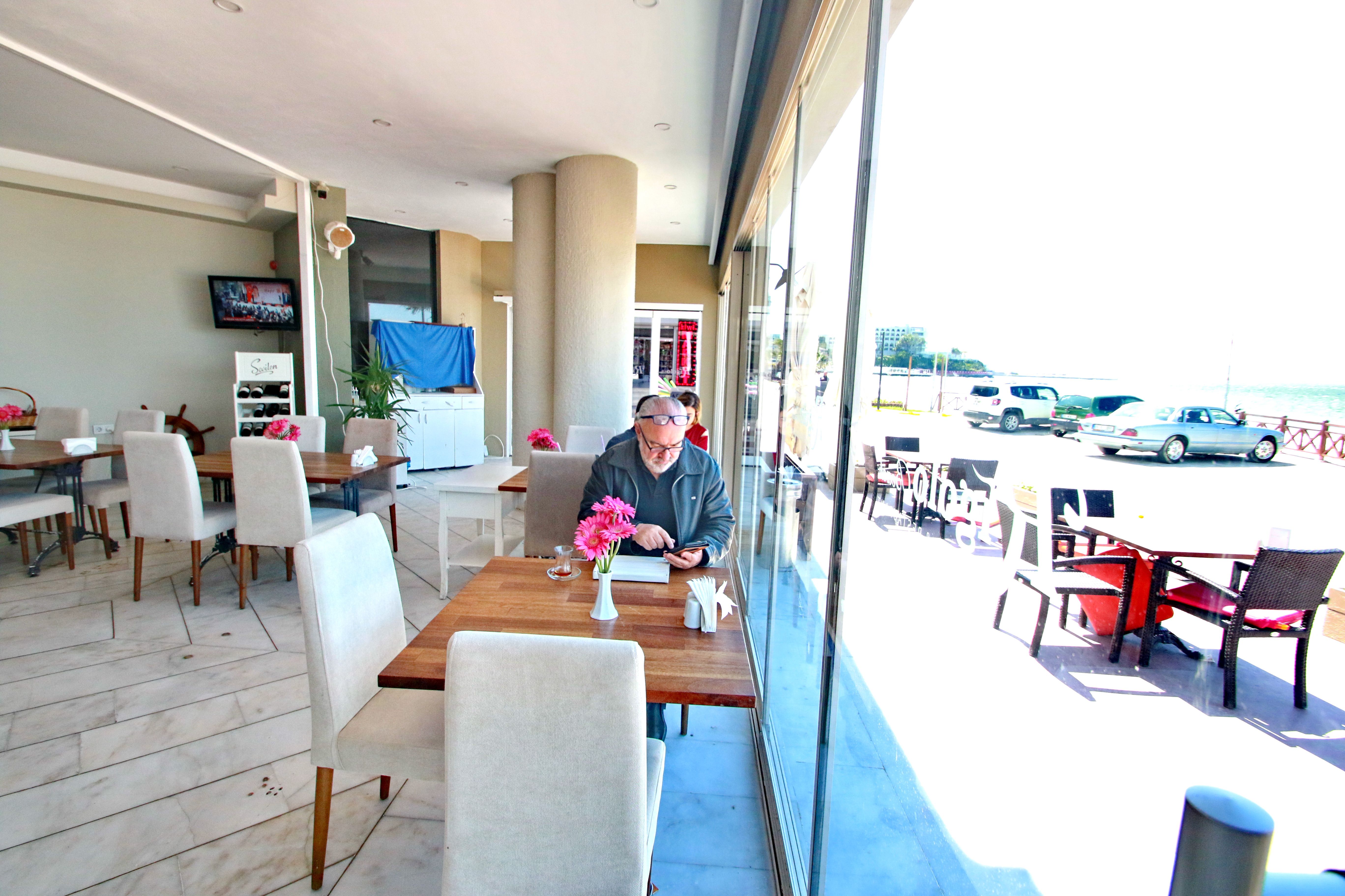 rigolo bar