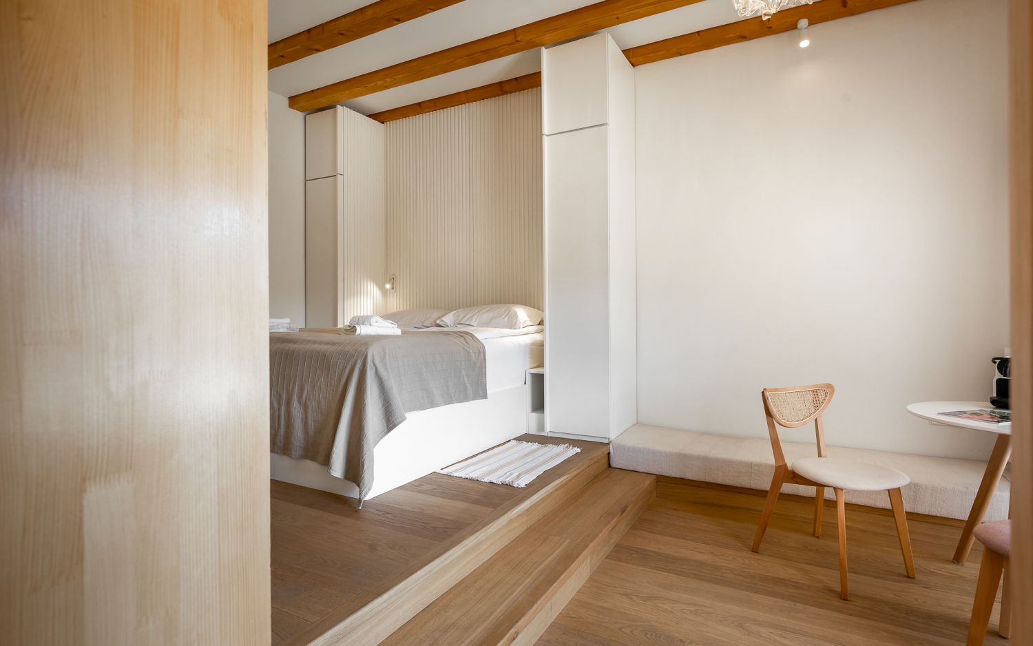 Casa Cal White Room