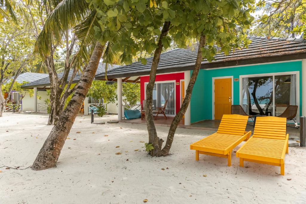 Lagoon Beach Villa