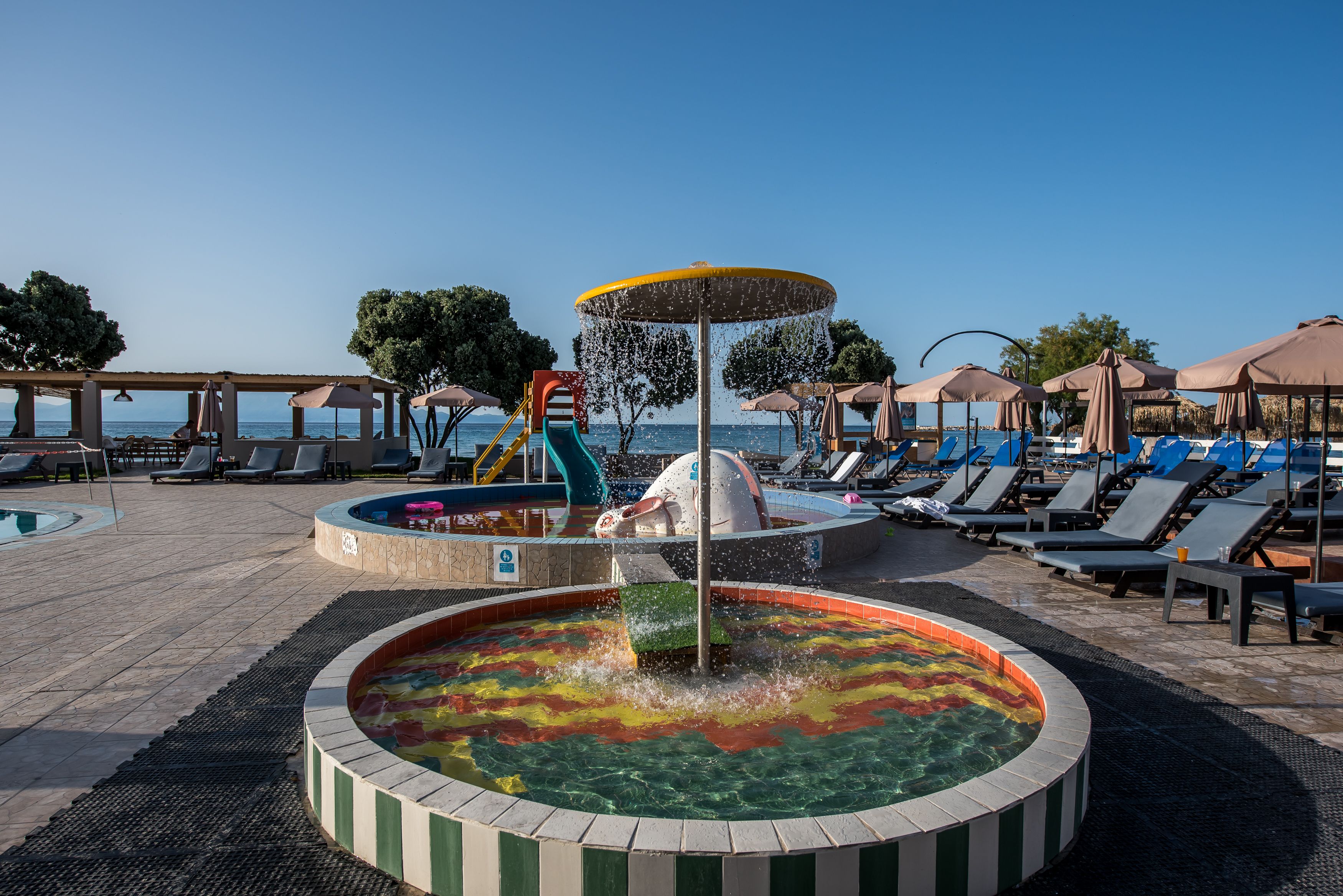 Piscina exterioara pentru copii