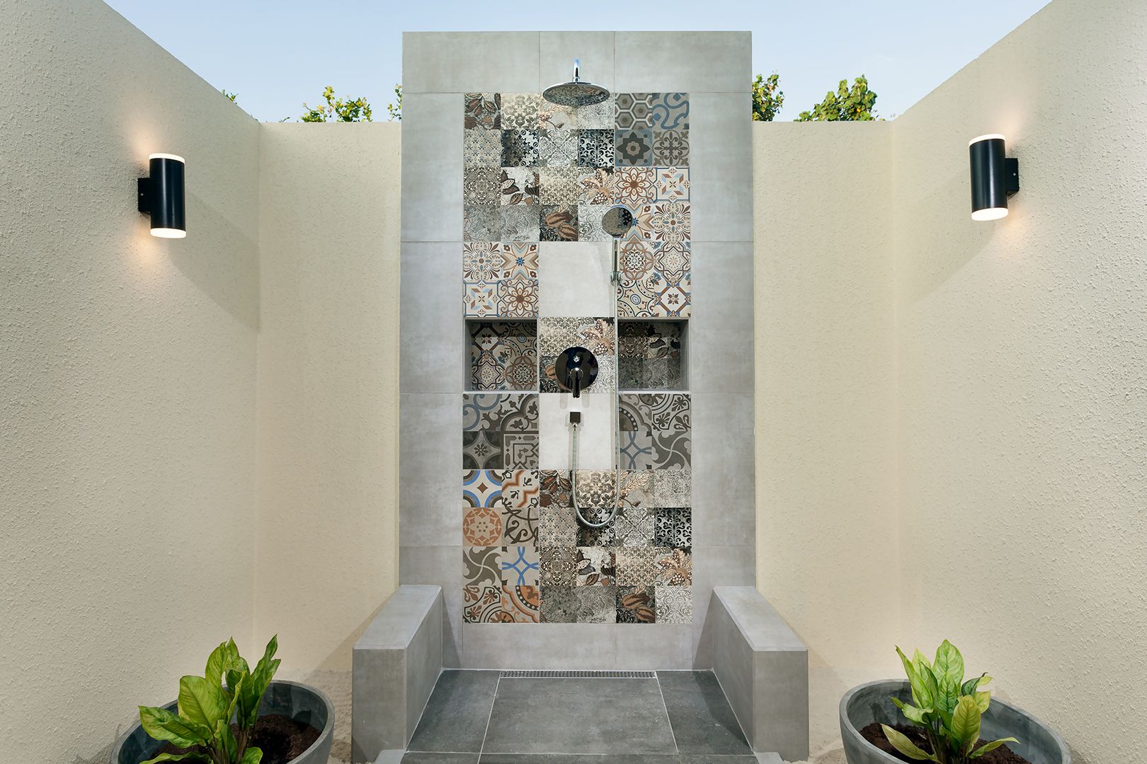Deluxe Jacuzzi Beach Villa