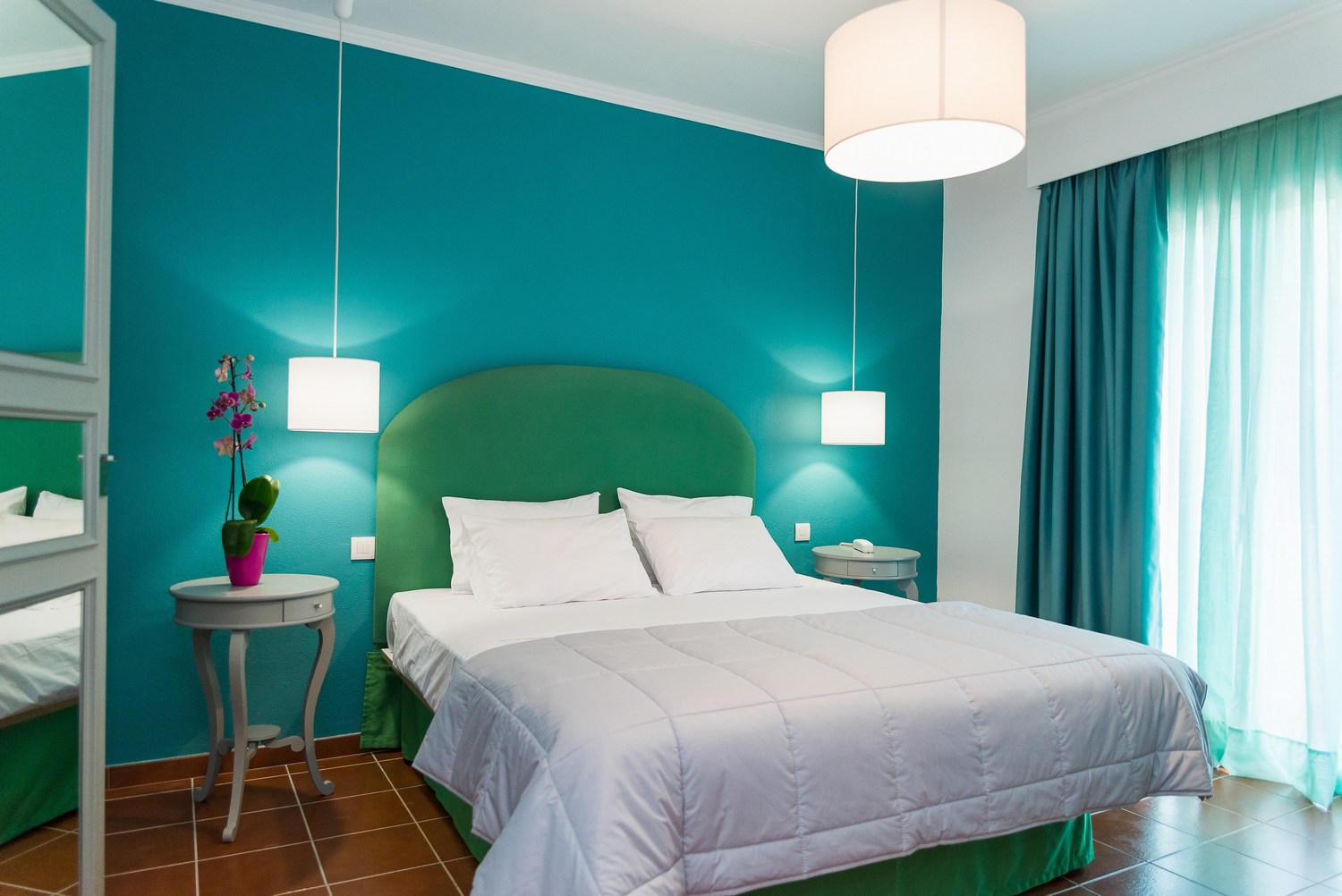 Standard/Superior Suites