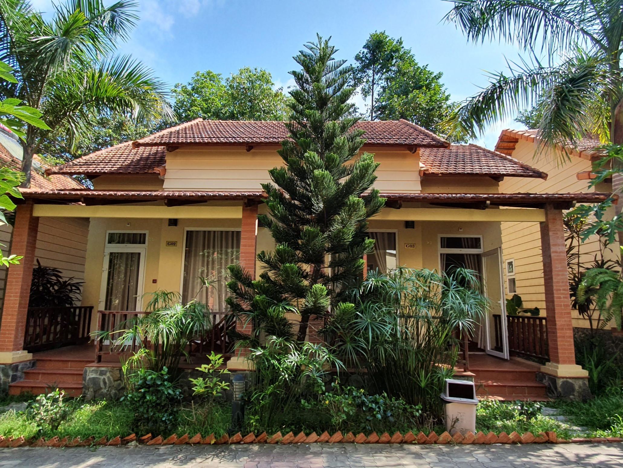 ROOM PREMIER DELUXE DOUBLE BUNGALOW