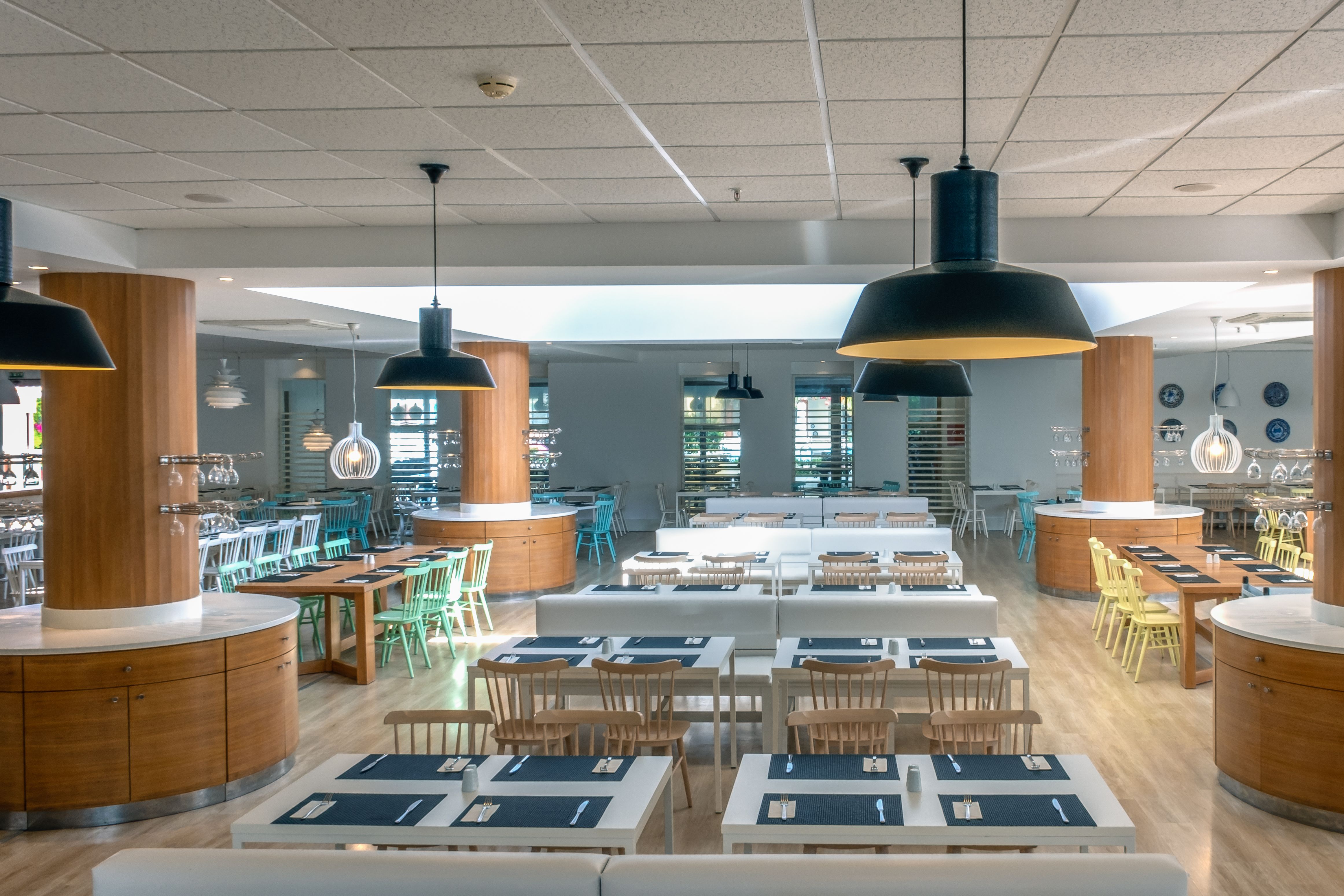 BUFFET RESTAURANT