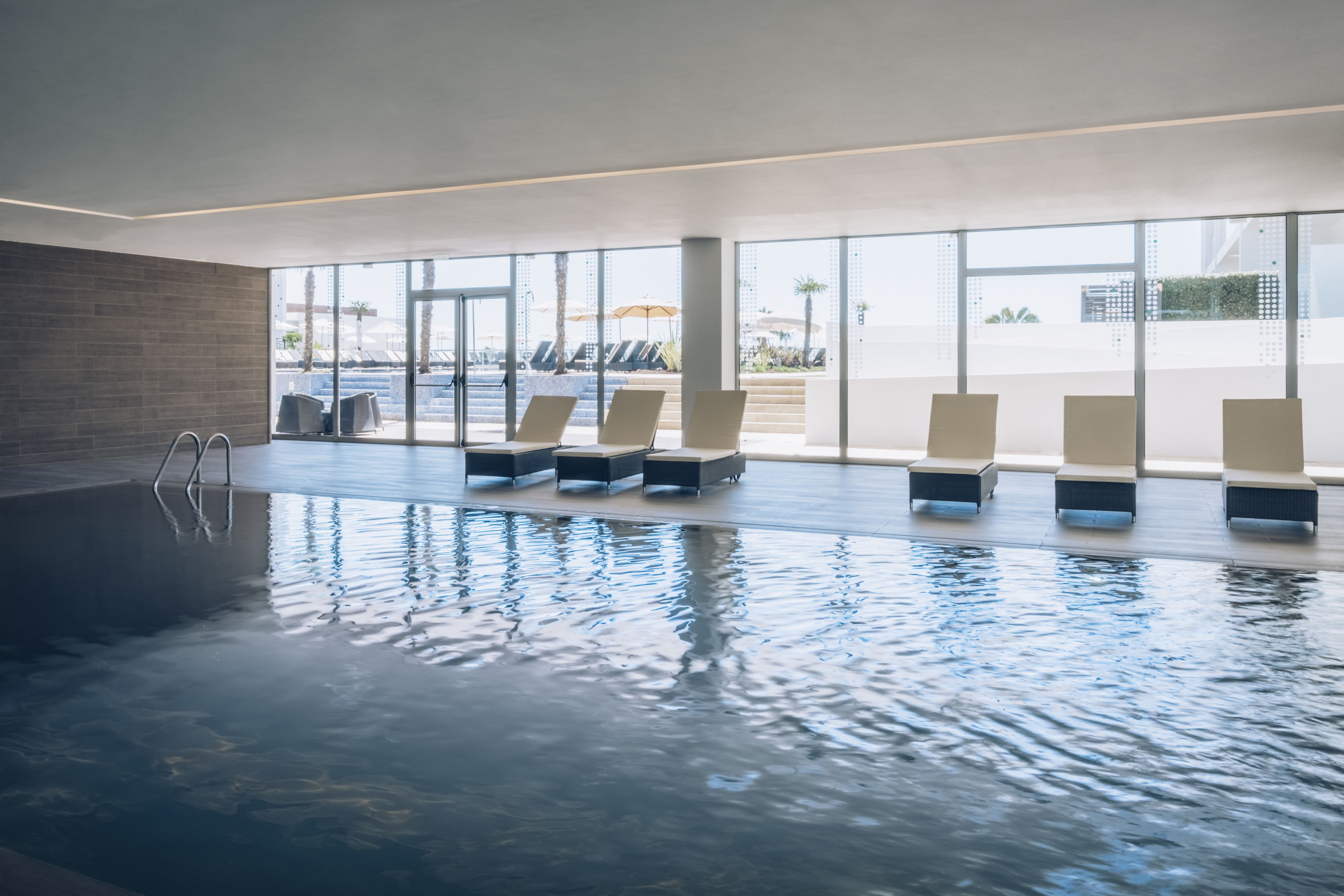 Piscină interioară