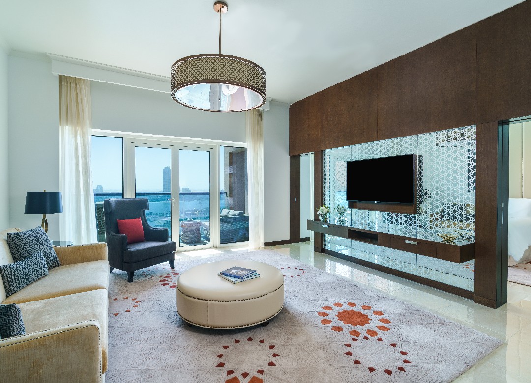 SENIOR SUITE