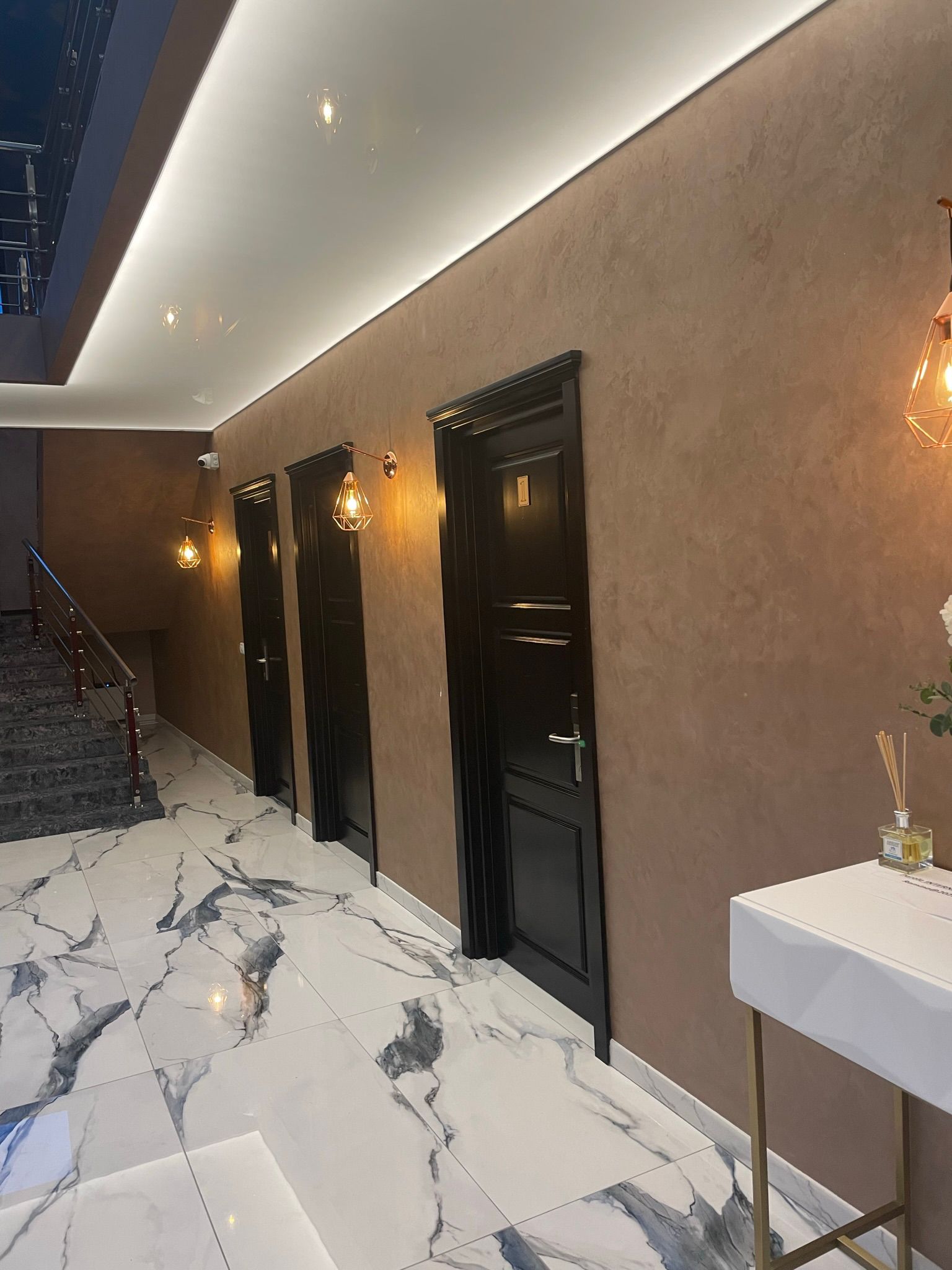 CAMERE DUBLA FARA BALCON