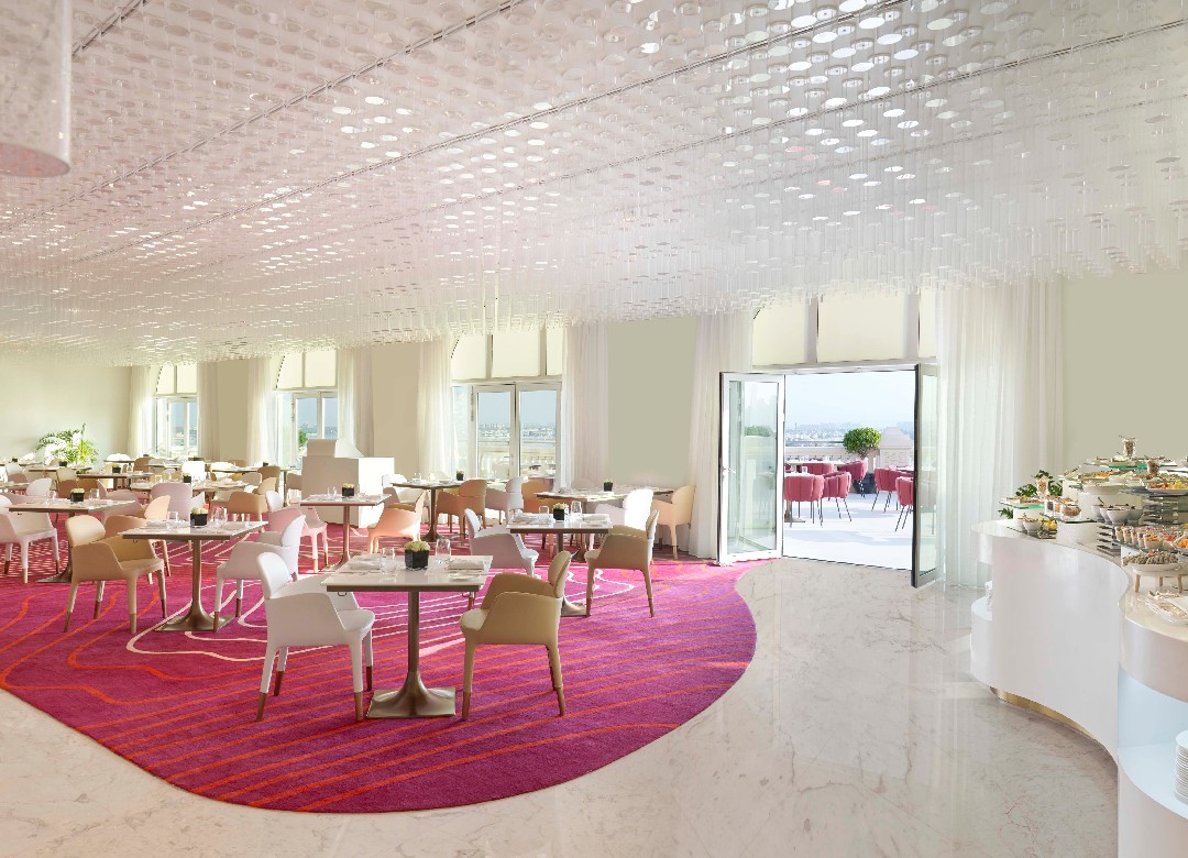 Raffles Club Lounge