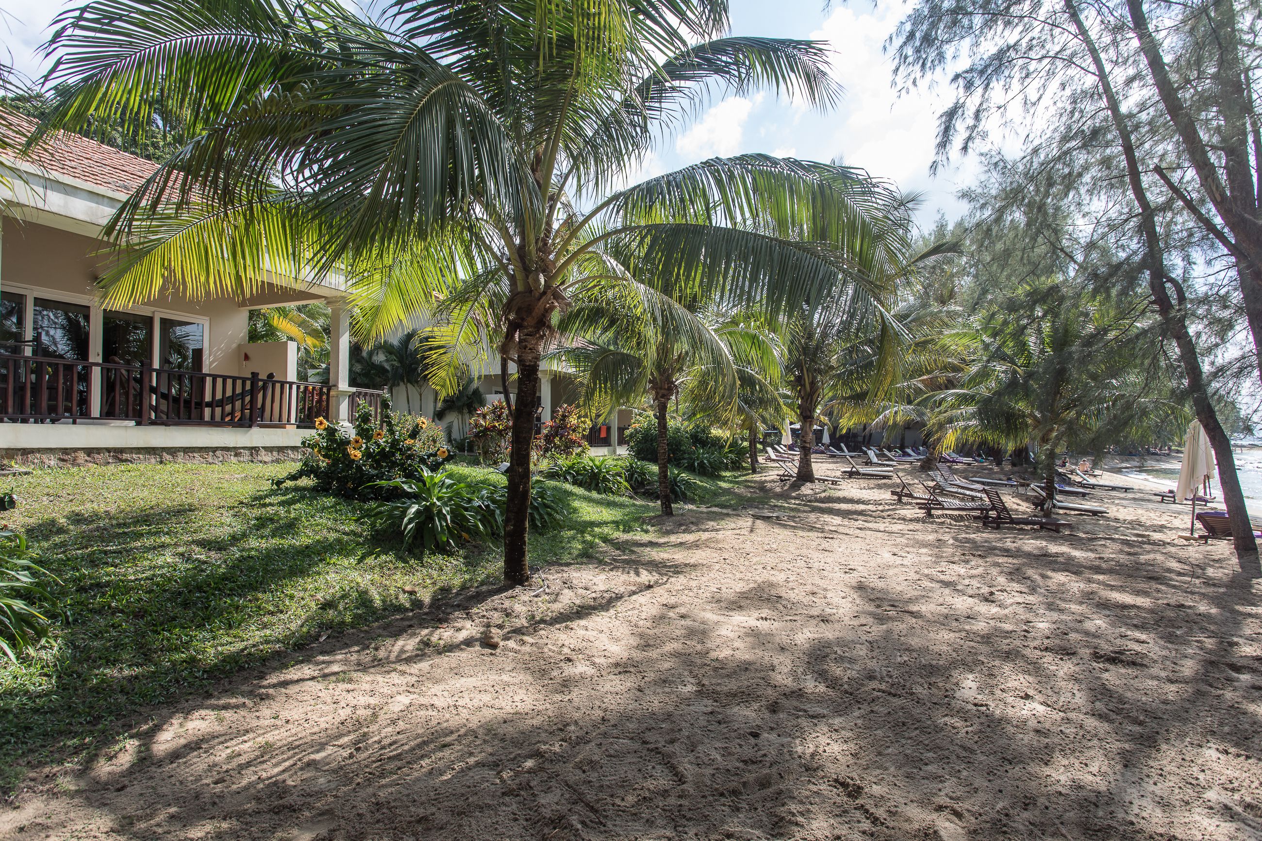 VILLA BEACHFRONT