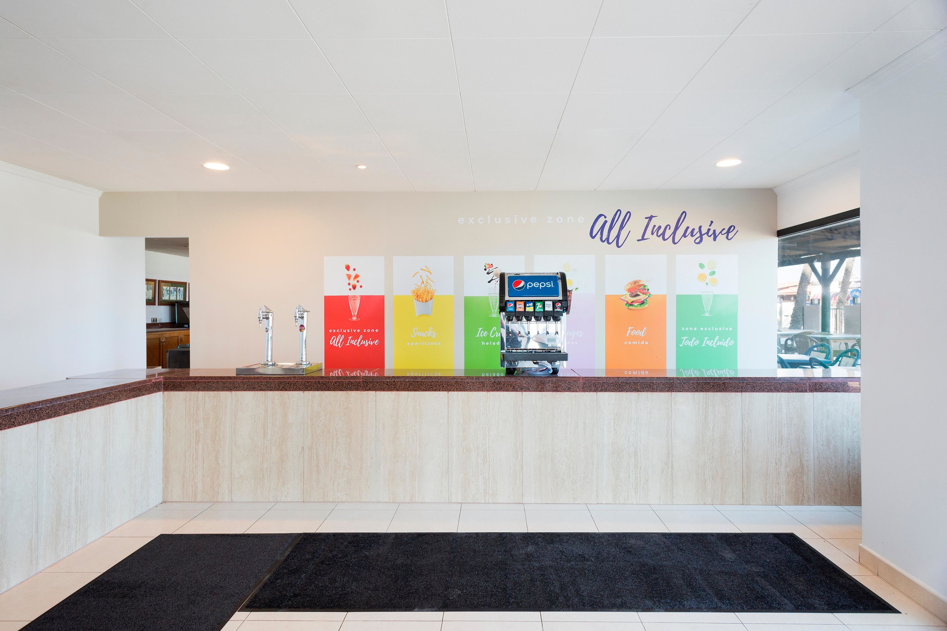 MAIN BAR