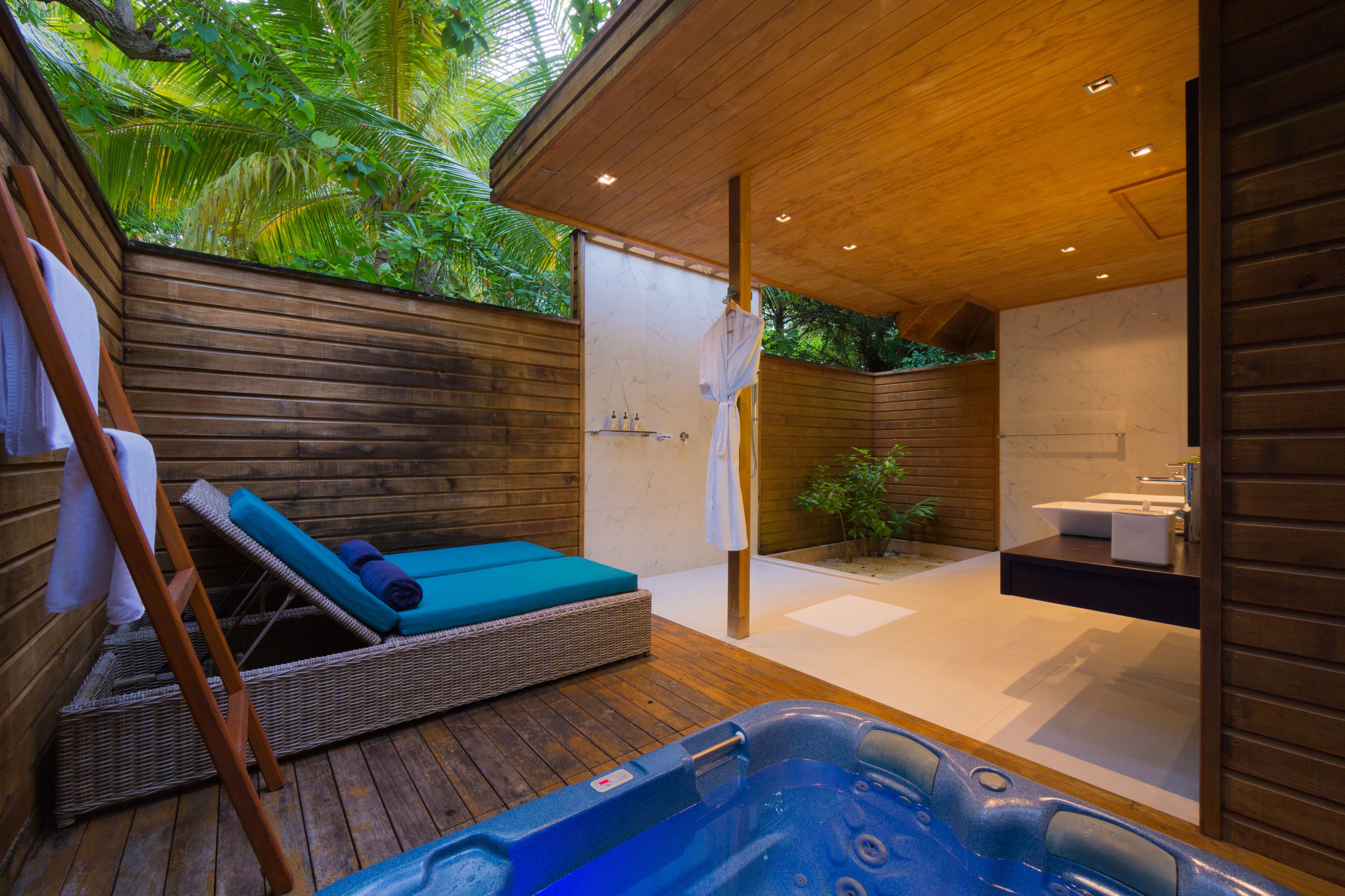 BEACH VILLA