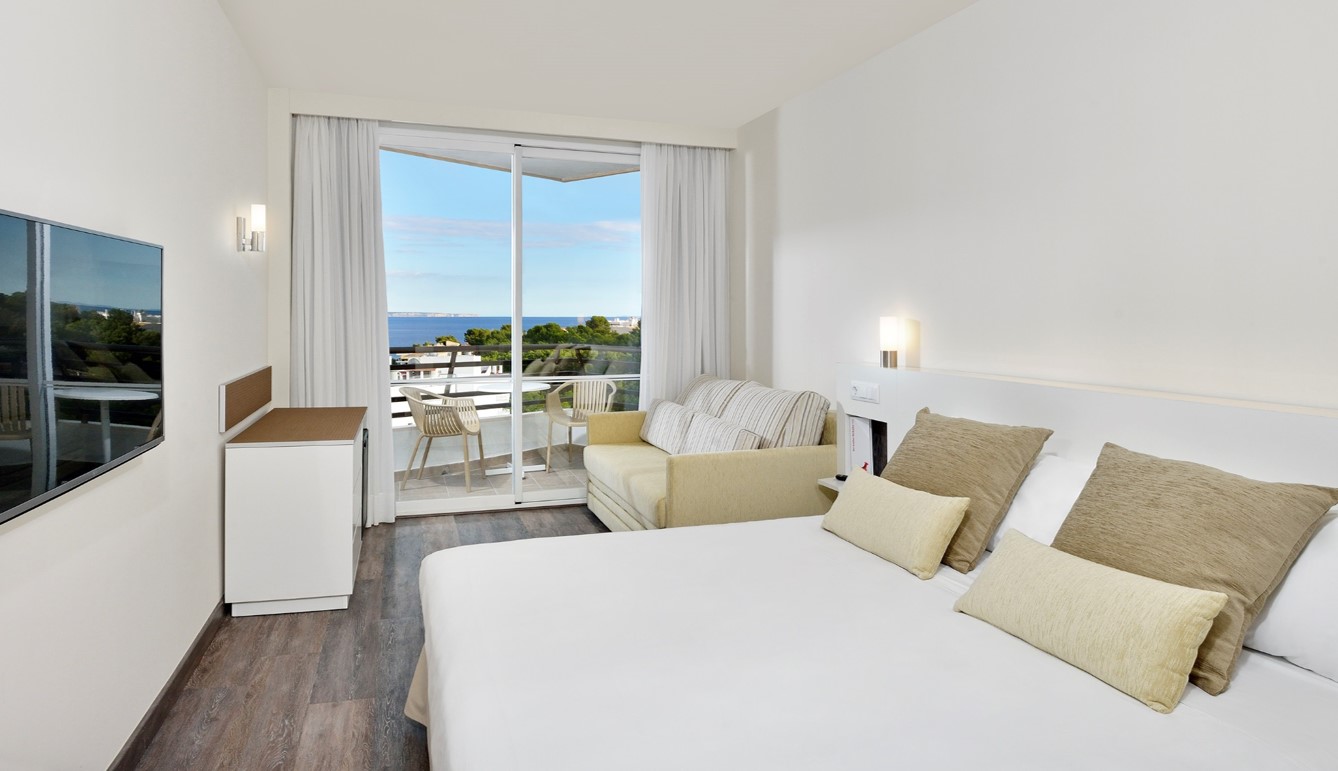 Standard Room Frontal Sea View/ Single Use
